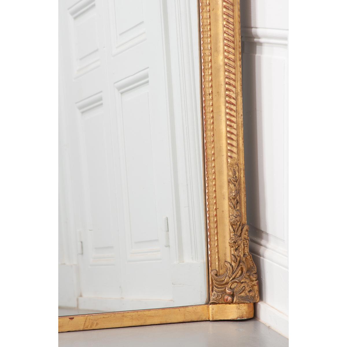 French 19th Century Gold Gilt Mirror In Good Condition In Baton Rouge, LA