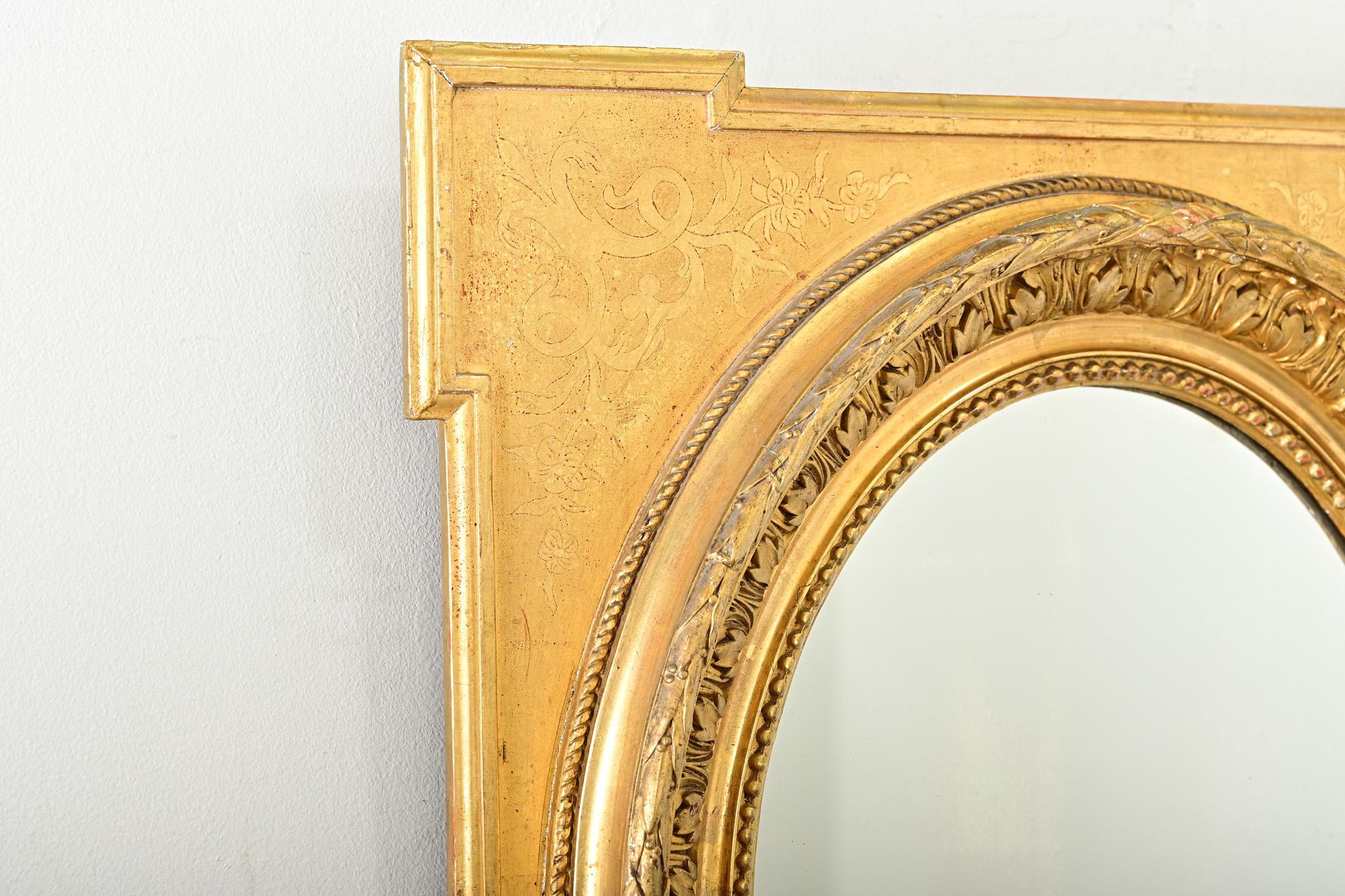Specchio francese dorato del XIX secolo in vendita 2