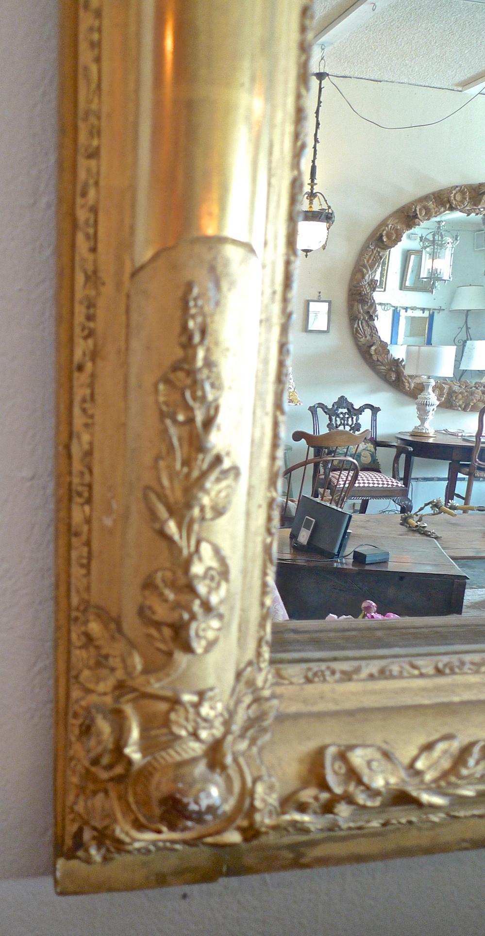 French 19th Century Gold-Leaf and Hand Carved Mirror Frame with Original Glass 3
