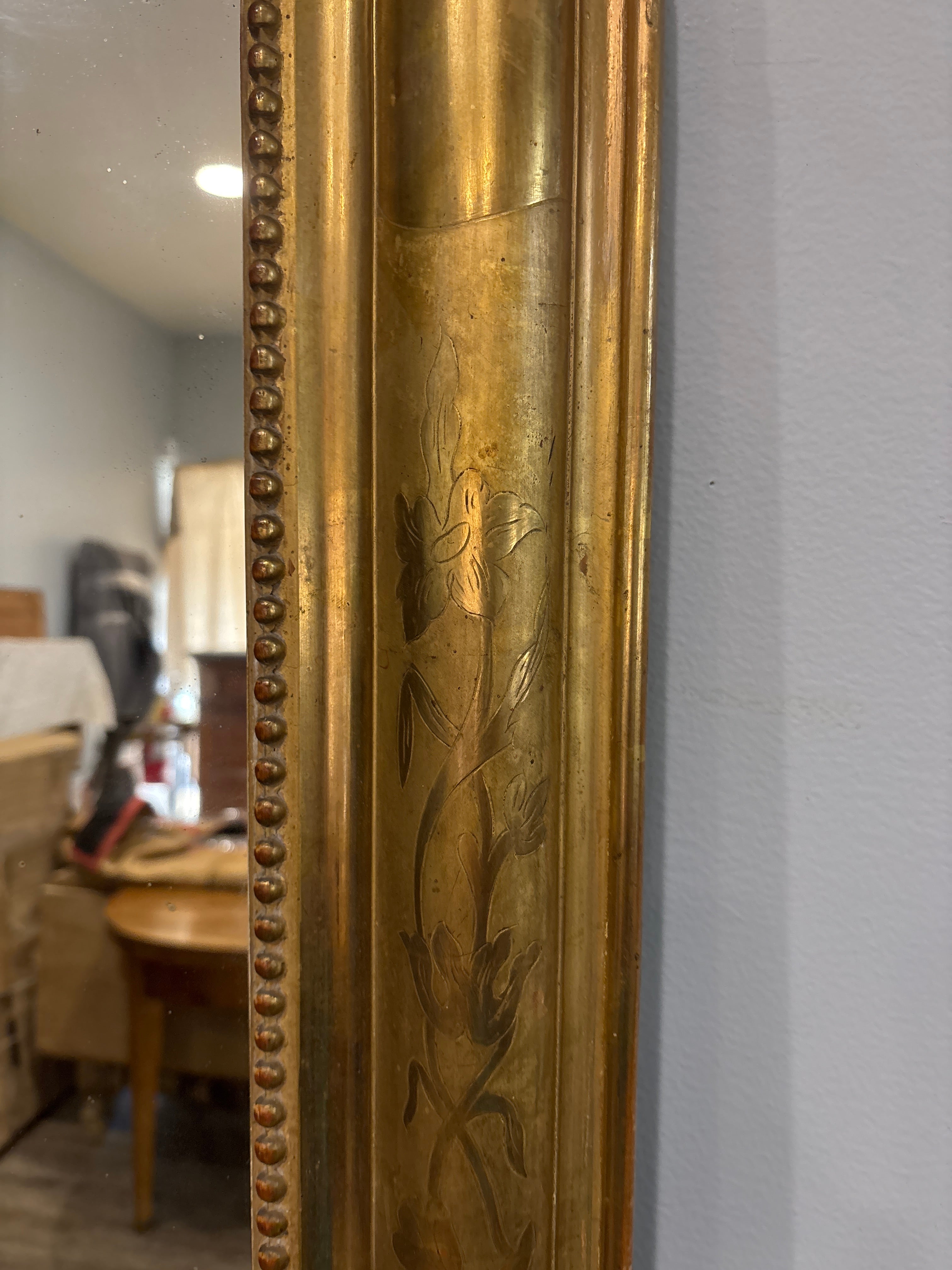 Foglia d’oro Specchio francese del XIX secolo in foglia d'oro in vendita