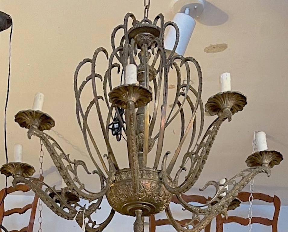 French 19th Century Gold Painted Bronze Chandelier with Eight Lights 10