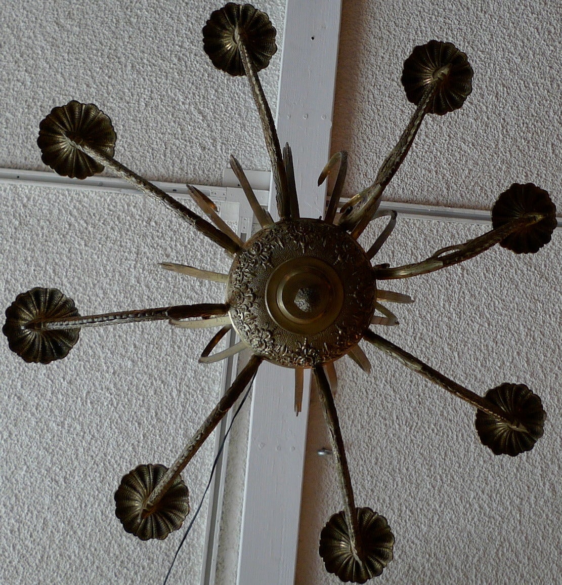 French 19th Century Gold Painted Bronze Chandelier with Eight Lights In Distressed Condition In Santa Monica, CA