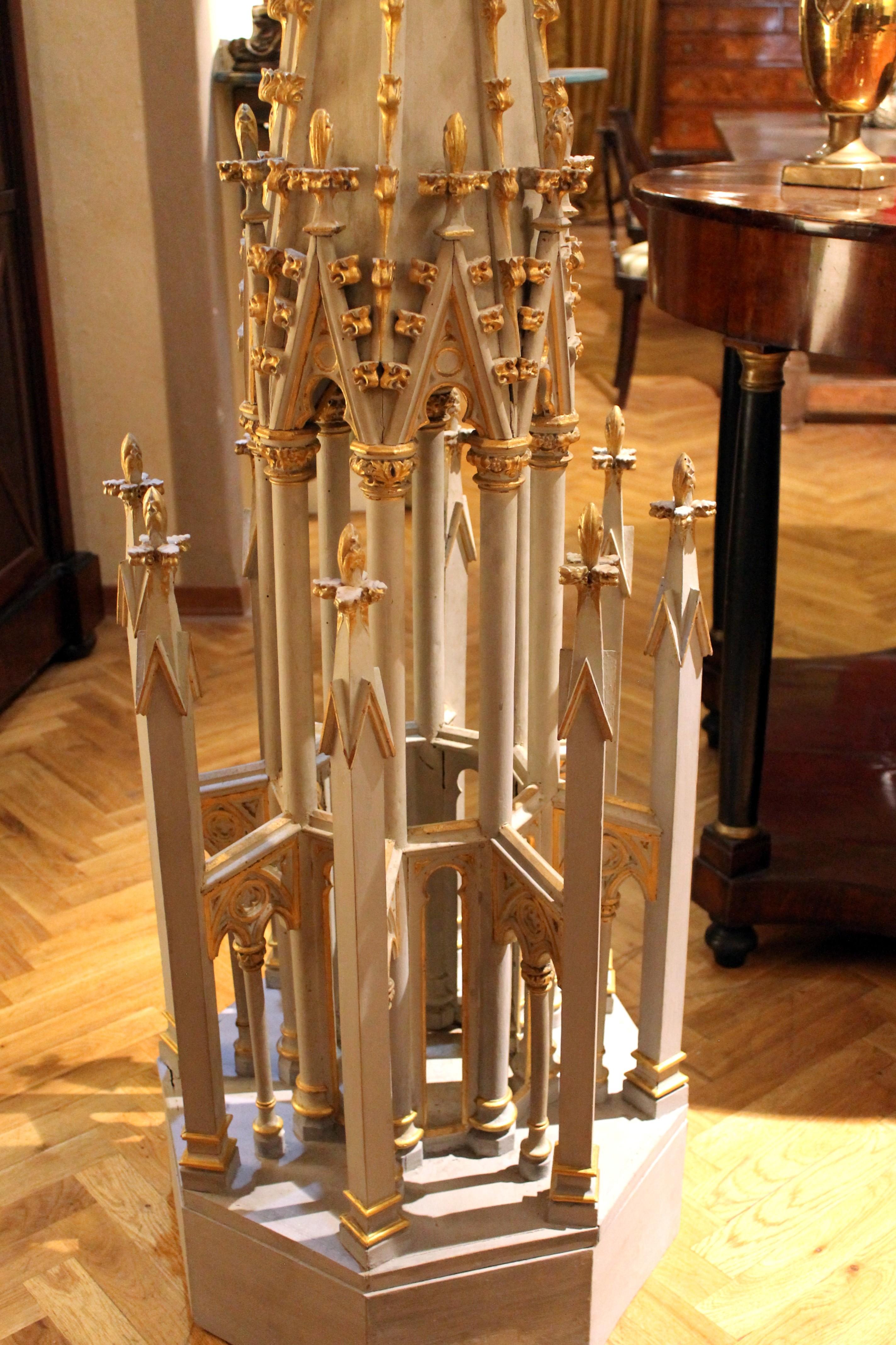 French 19th Century Gothic Revival Hand Carved, Lacquered, Parcel Giltwood Spire For Sale 8