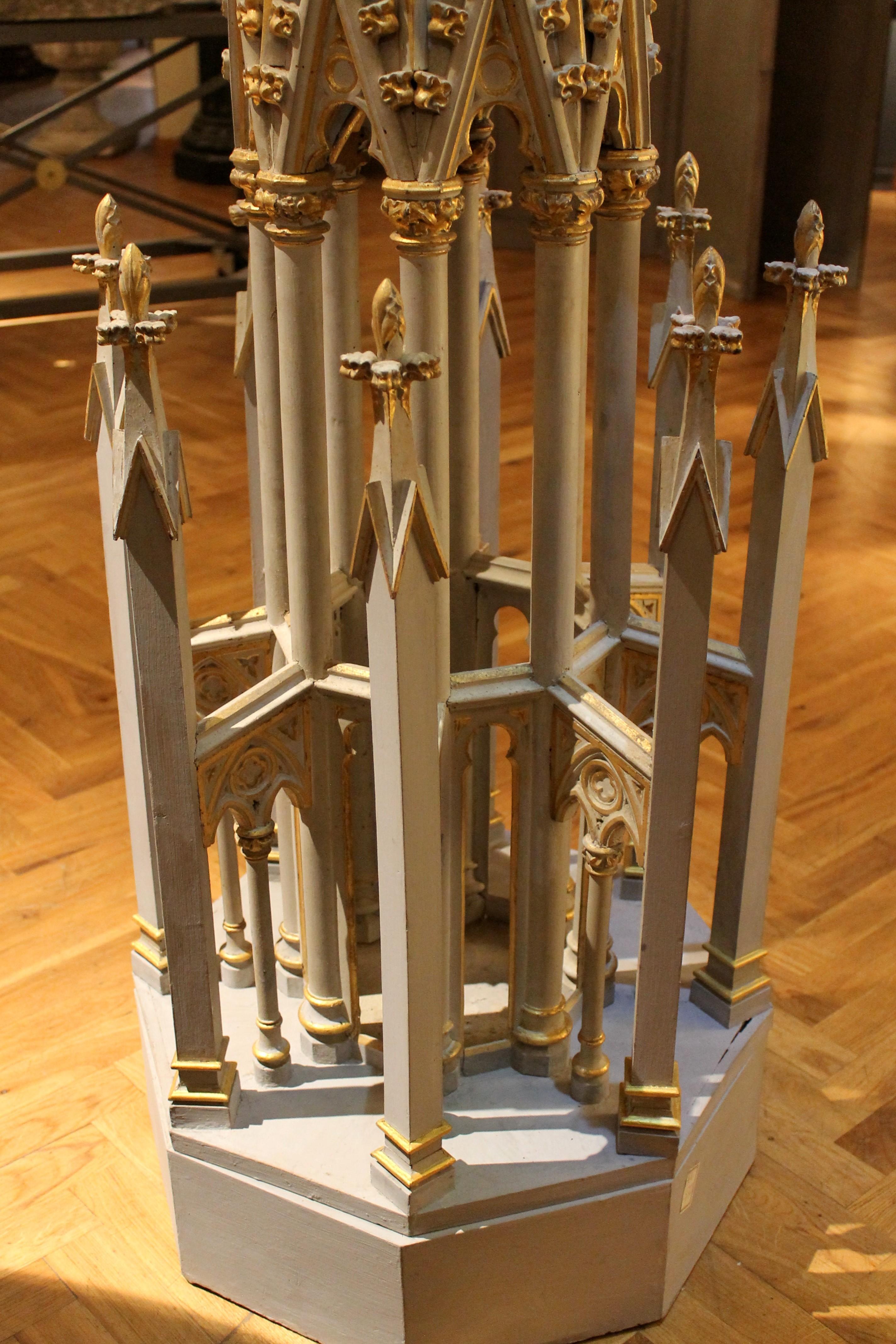 French 19th Century Gothic Revival Hand Carved, Lacquered, Parcel Giltwood Spire For Sale 11