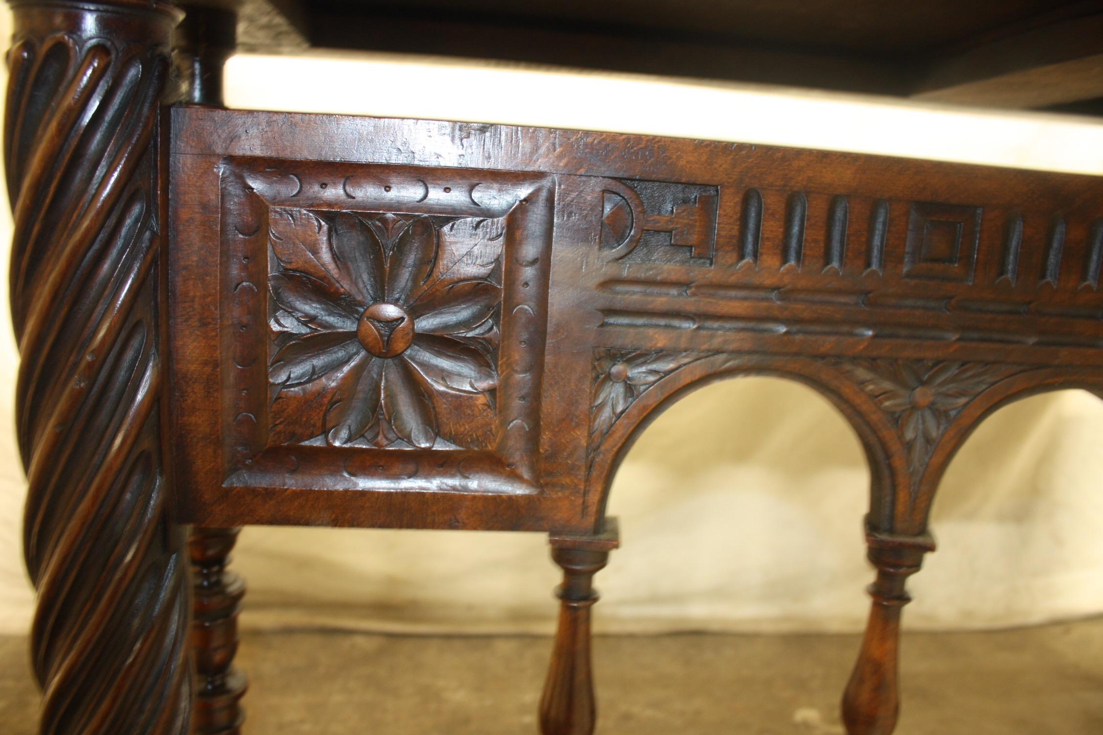 French 19th Century Gothic Style Writing Table For Sale 6