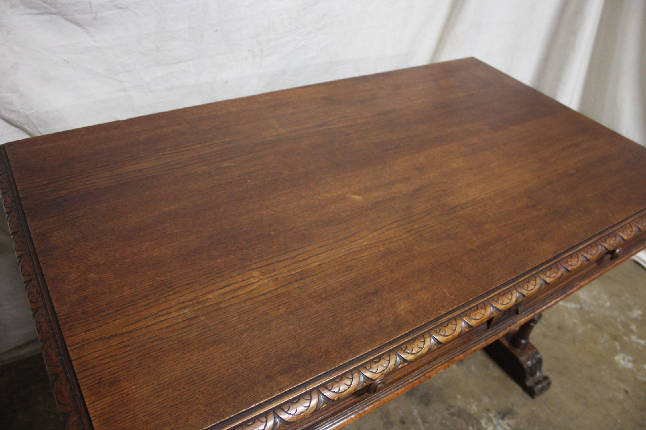 French 19th Century Gothic Style Writing Table For Sale 4