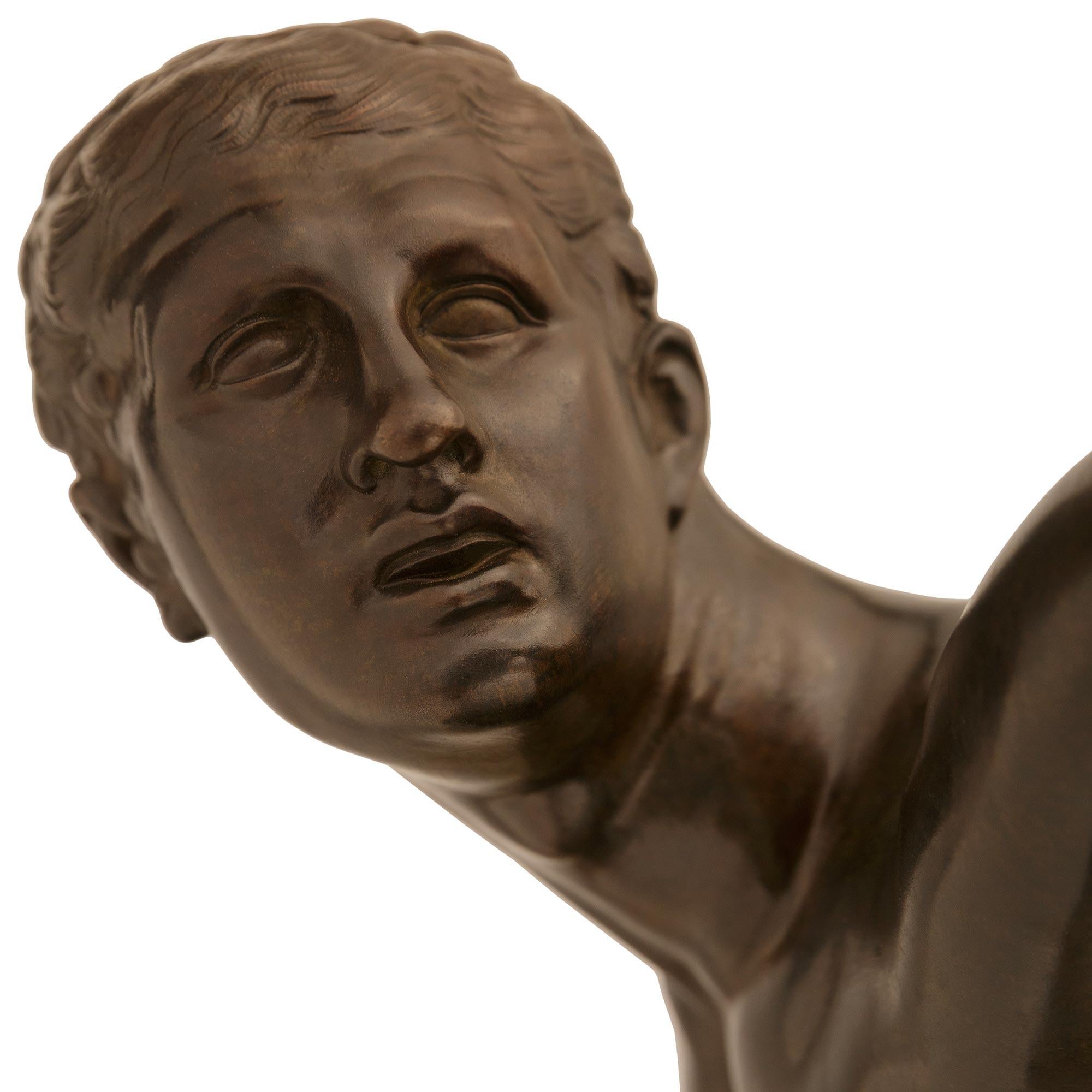 XIXe siècle Statue en bronze du gladiateur Borghese, d'époque Grand Tour, du 19e siècle en vente