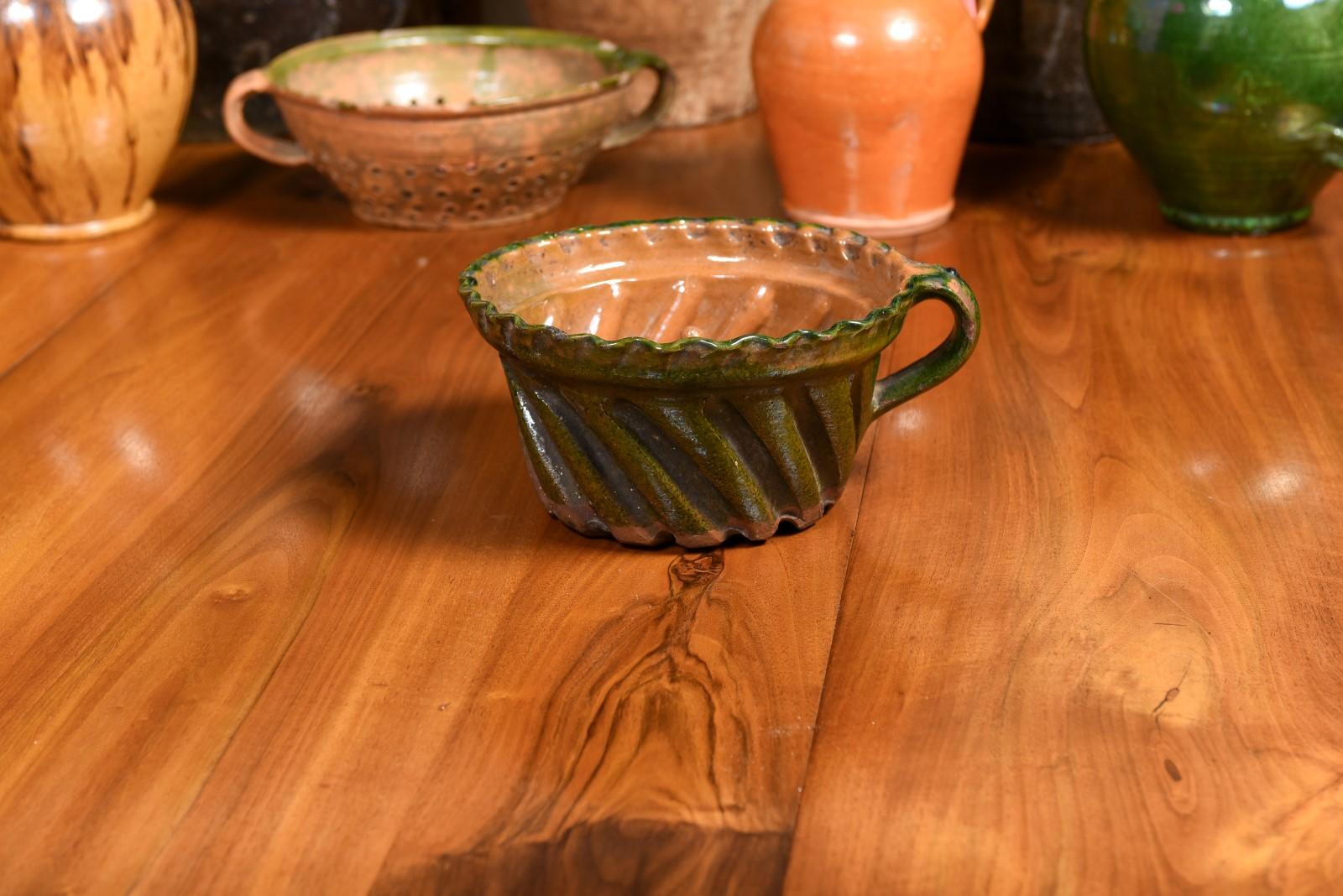 French 19th Century Green and Brown Glazed Pottery Cake Mold with Grooves 3