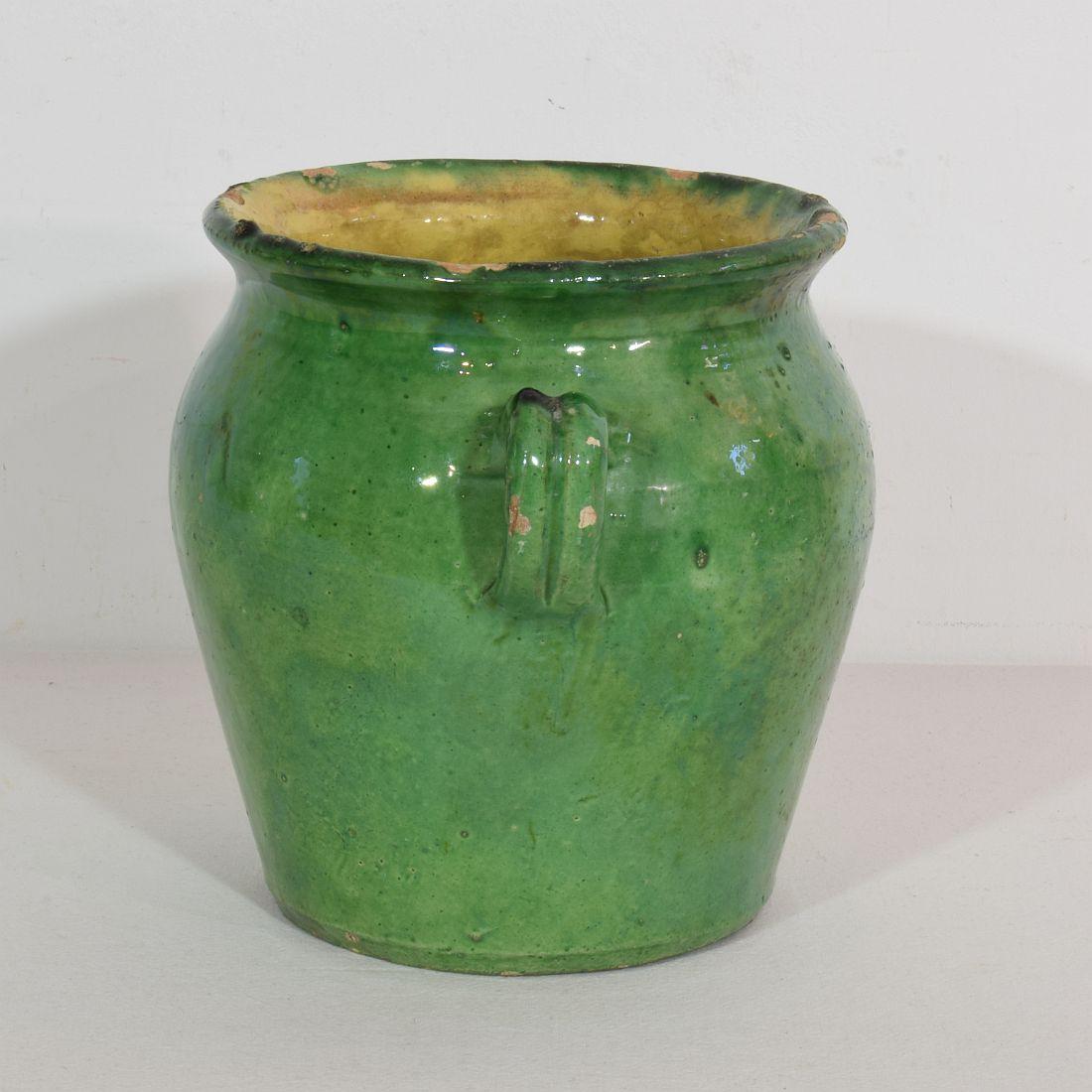 French 19th Century Green Glazed Ceramic Jar In Good Condition In Buisson, FR