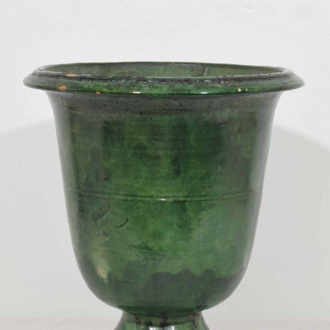 Französisches Castelnaudary-Pflanzgefäß/Vase aus grün glasiertem Steingut, 19. Jahrhundert im Angebot 1
