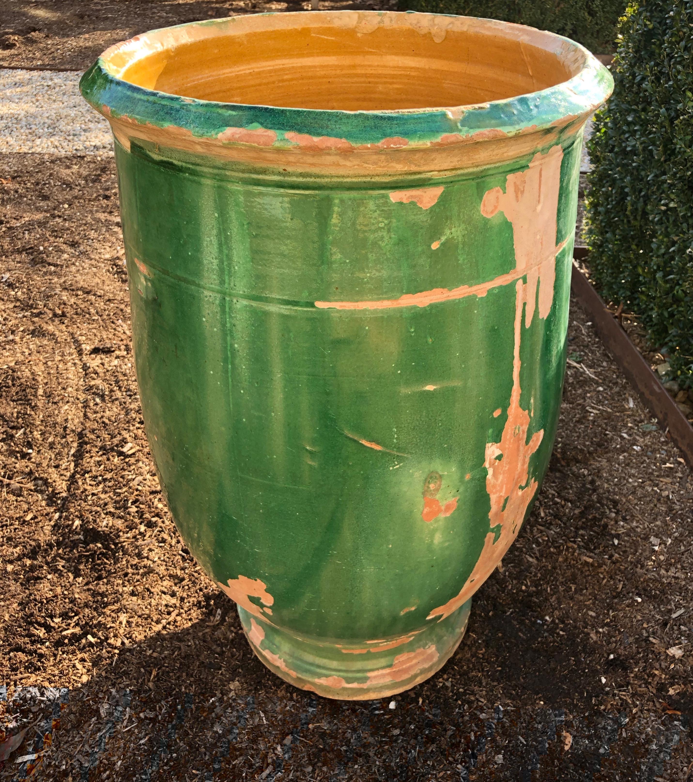 It’s true that we have a thing for green-glazed 19th century pots, and this one from Apt in the South of France is a beauty. One of three that we currently have in stock (see CPO #1045 and CPO #1036), it is glazed in an ochre color on the inside and