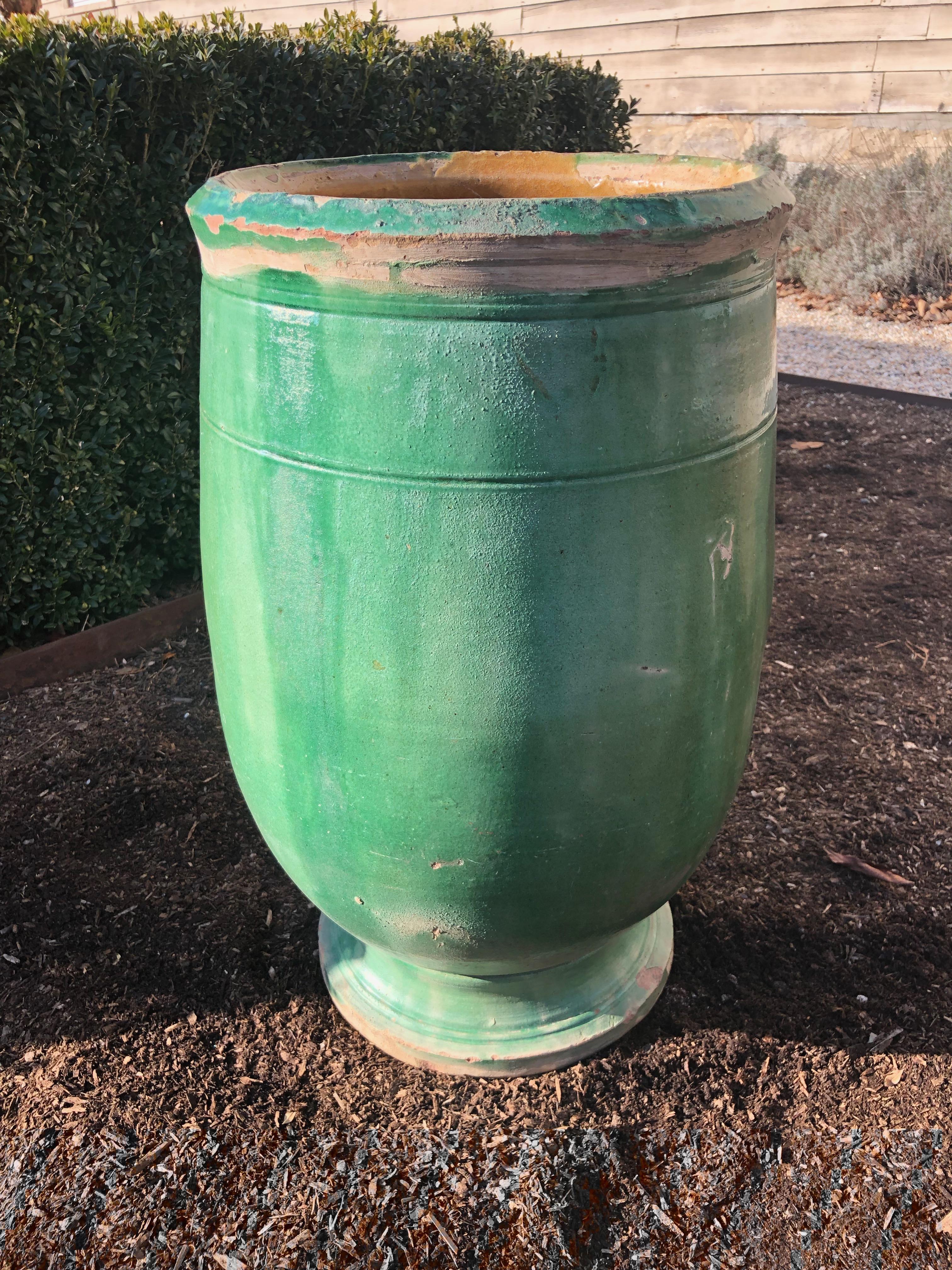 It’s true that we have a thing for green-glazed 19th century pots, and this one from Apt in the South of France is a beauty. One of three that we currently have in stock (see CPO #1044 and CPO #1036), it is also glazed in an ochre color on the