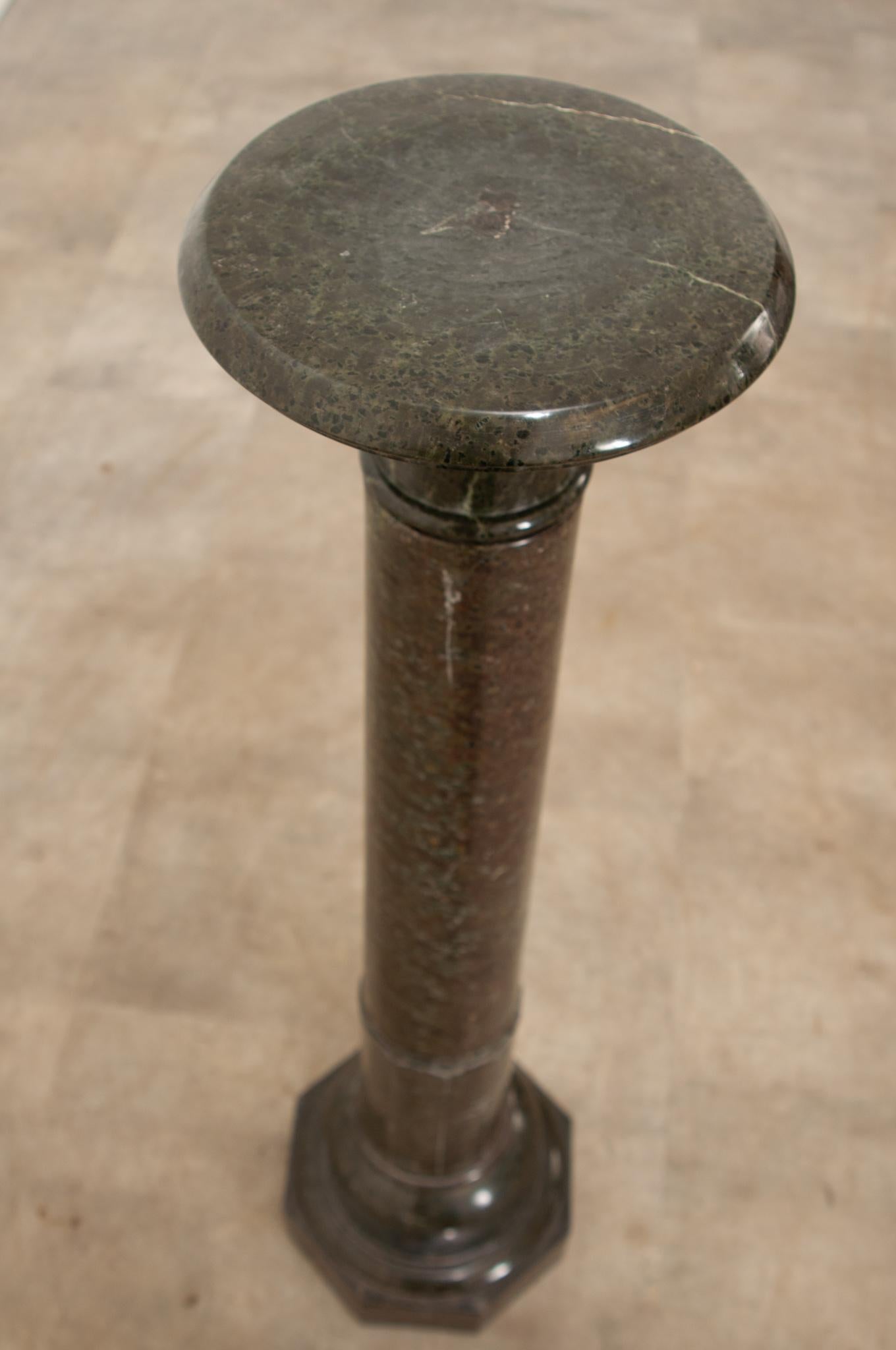 French 19th Century Green Marble Carved Pedestal For Sale 2