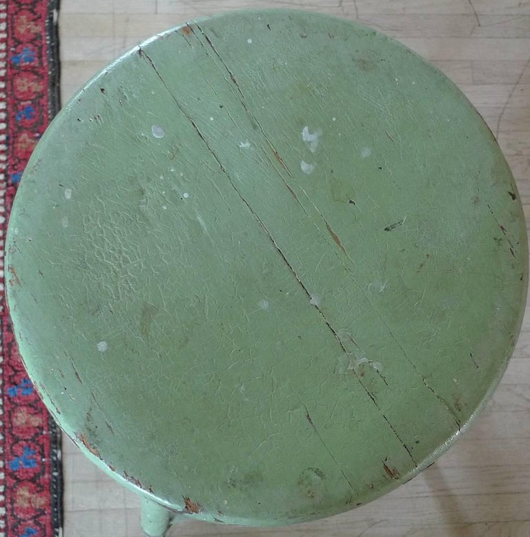 French 19th Century Green Painted Pinewood Counter Stool For Sale at