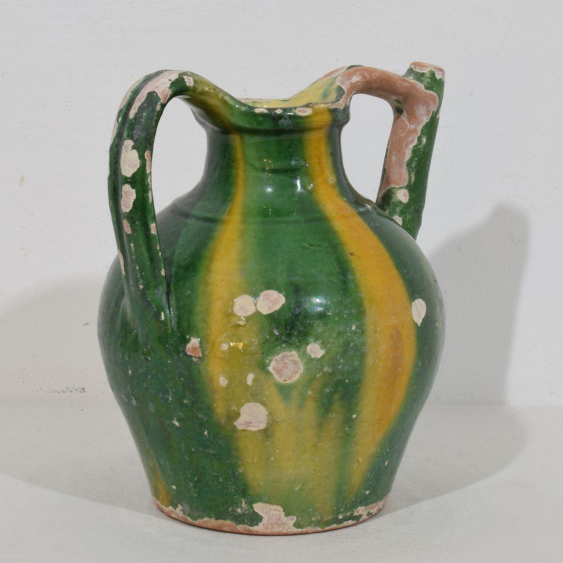 Jarro o Cruche de Agua de Terracota Esmaltada Verde / Amarilla 'Orjol', Francés, Siglo XIX en venta 1
