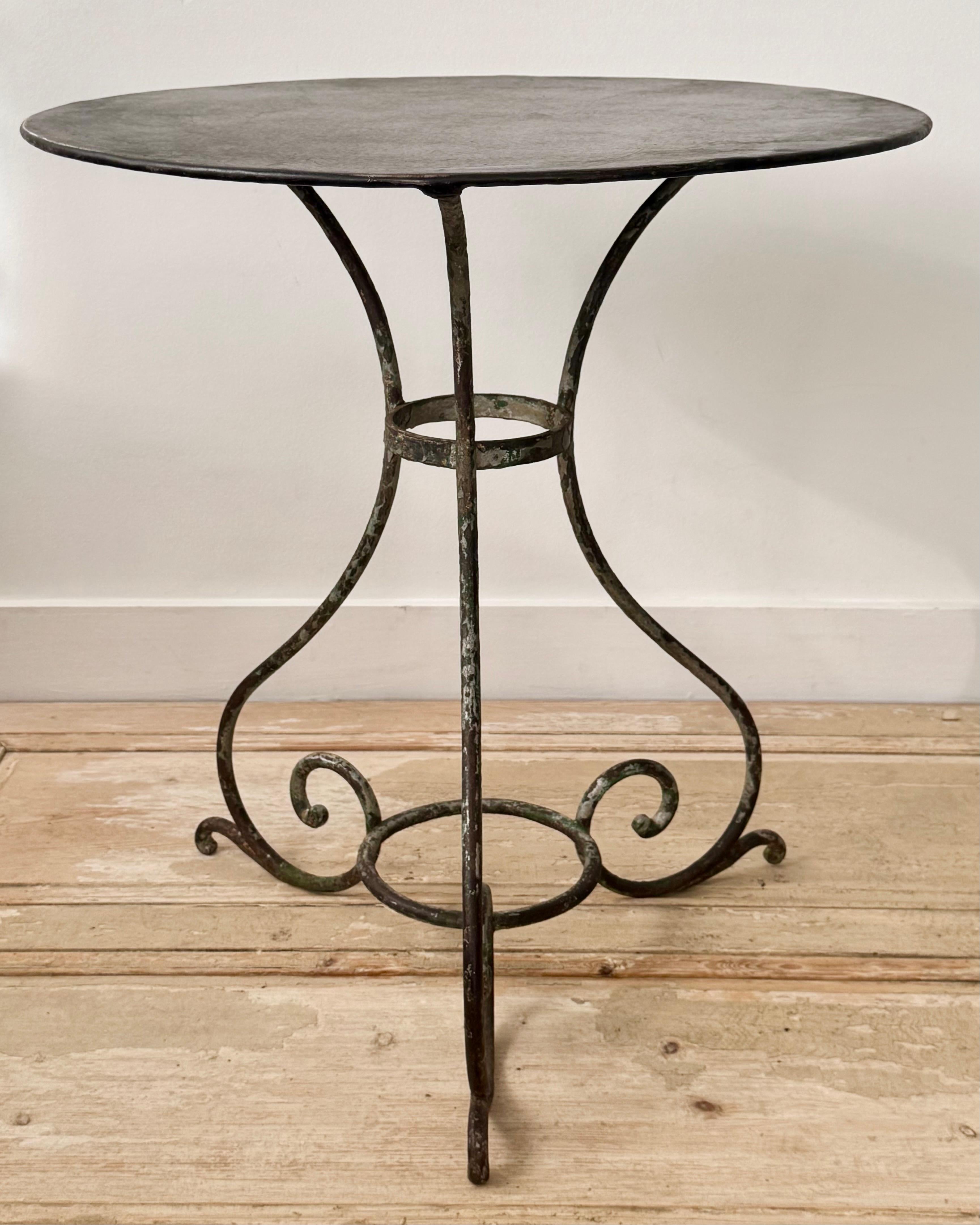 Francese French 19th Century Guéridon Base Bistro Table in vendita