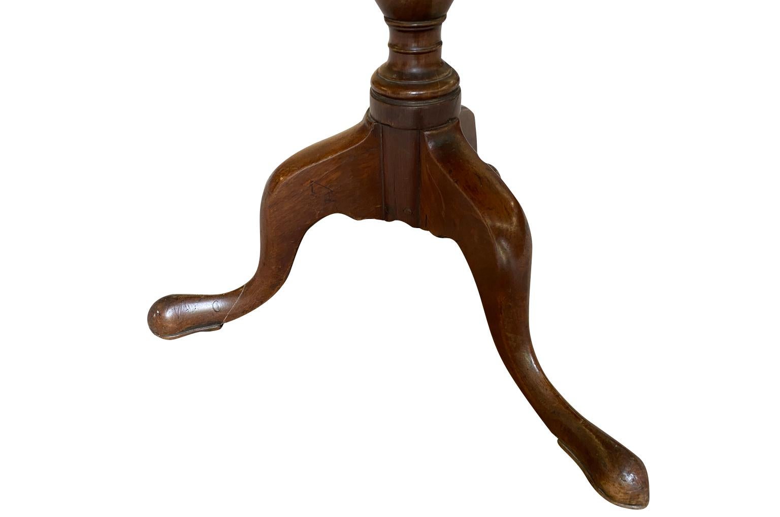 Walnut French 19th Century Gueridon For Sale