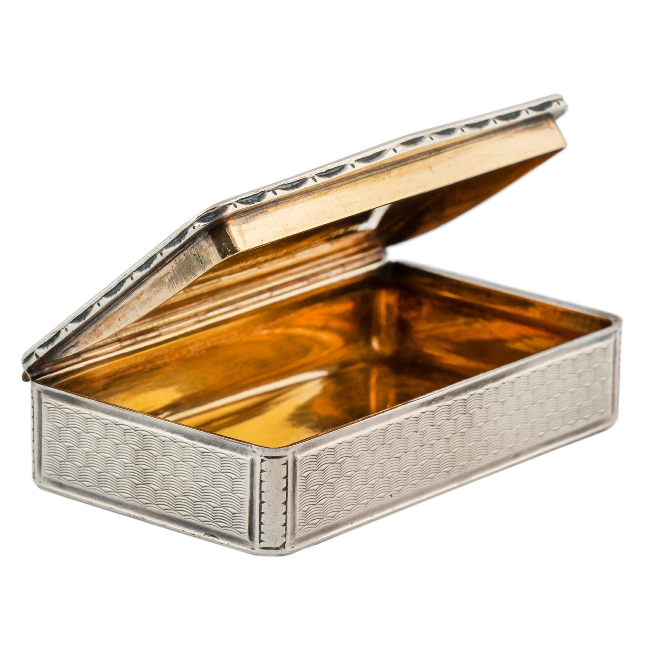Empire French 19th century Guilloché Silver Snuff-box For Sale