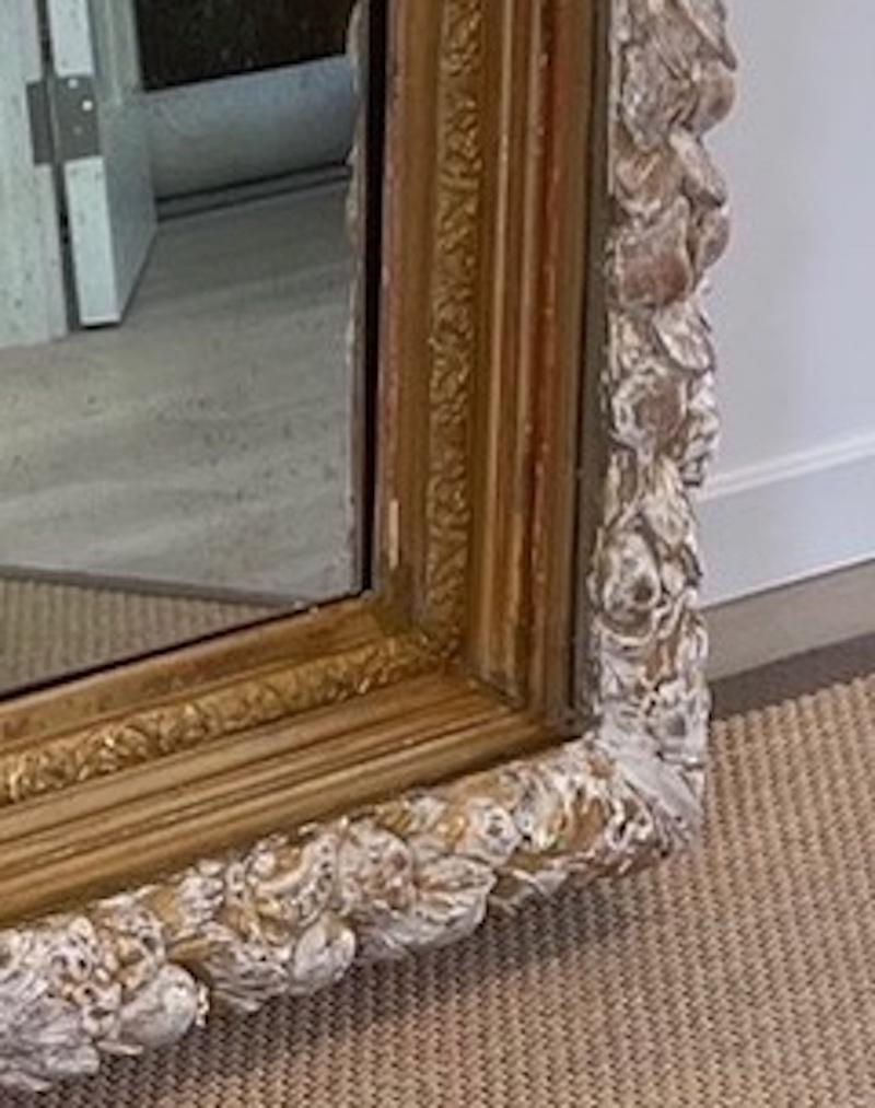 French 19th Century Hand-Carved Gold-Leaf Louis XVI Mirror For Sale 1