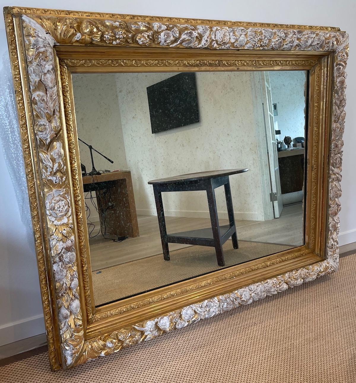 French 19th Century Hand-Carved Gold-Leaf Louis XVI Mirror For Sale 4
