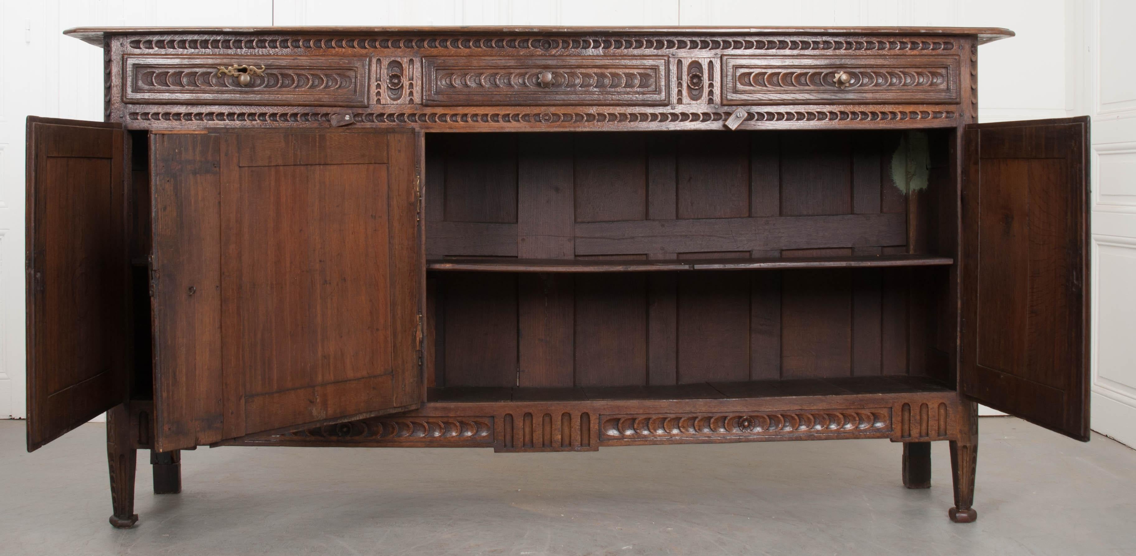 French 19th Century Hand Carved Oak Enfilade 6