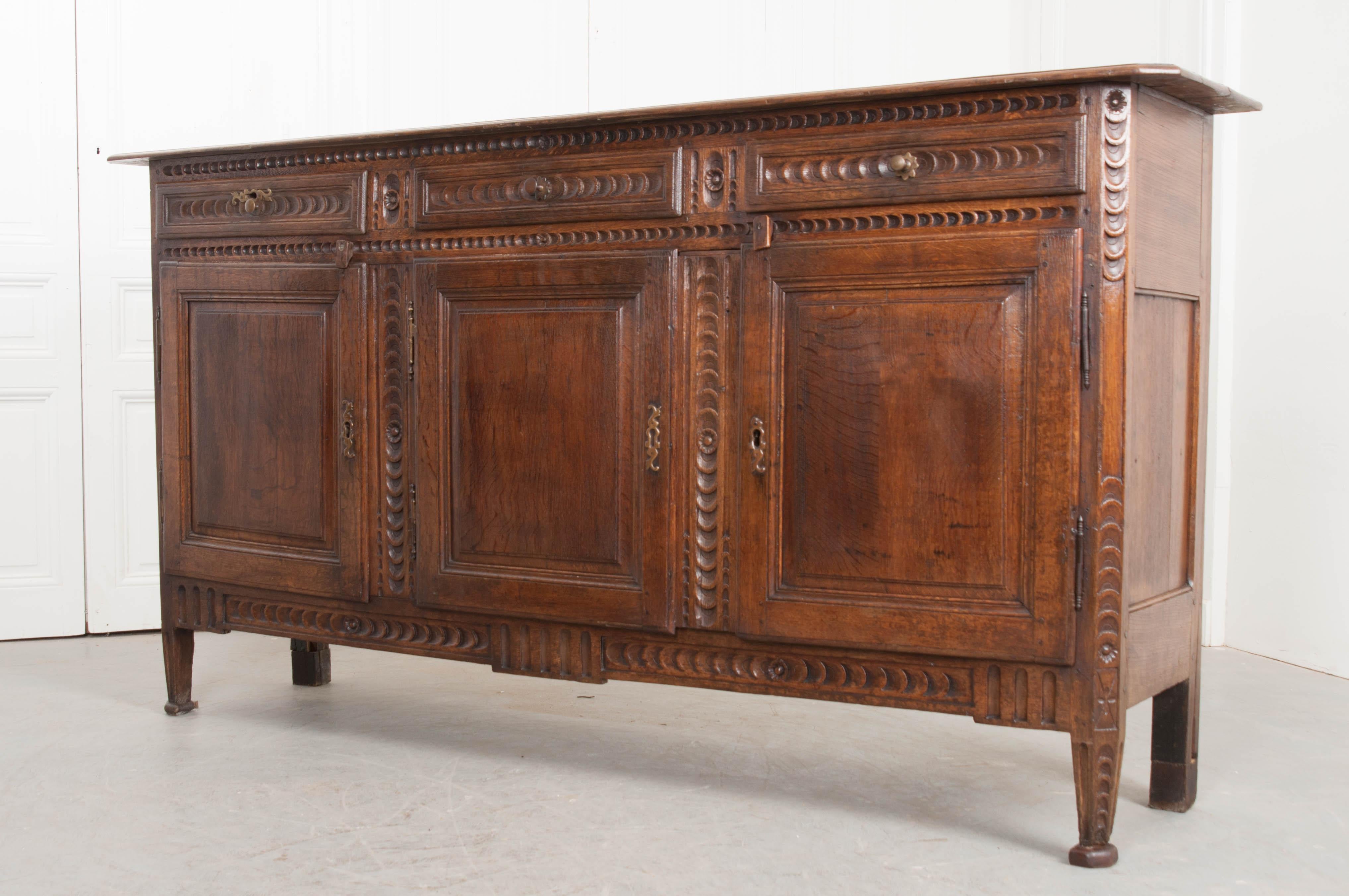 French 19th Century Hand Carved Oak Enfilade 10