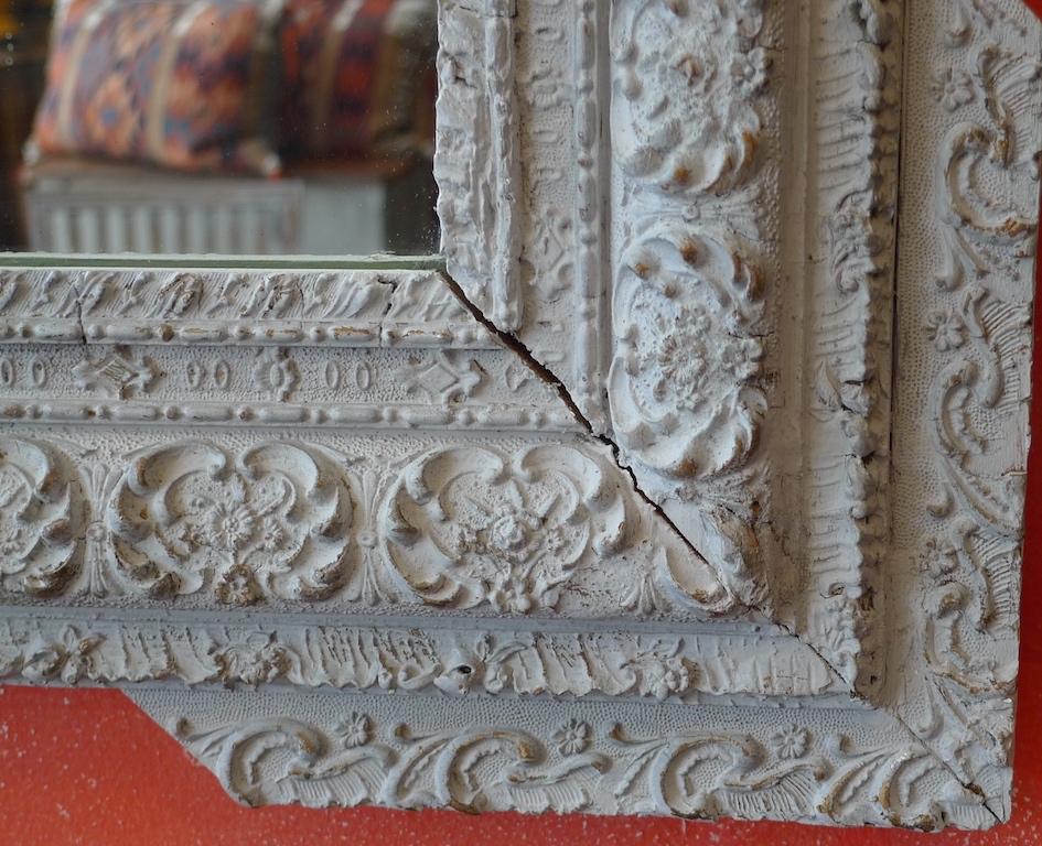 French 19th Century Hand Carved Painted Wood Mirror Frame with Original Glass For Sale 1
