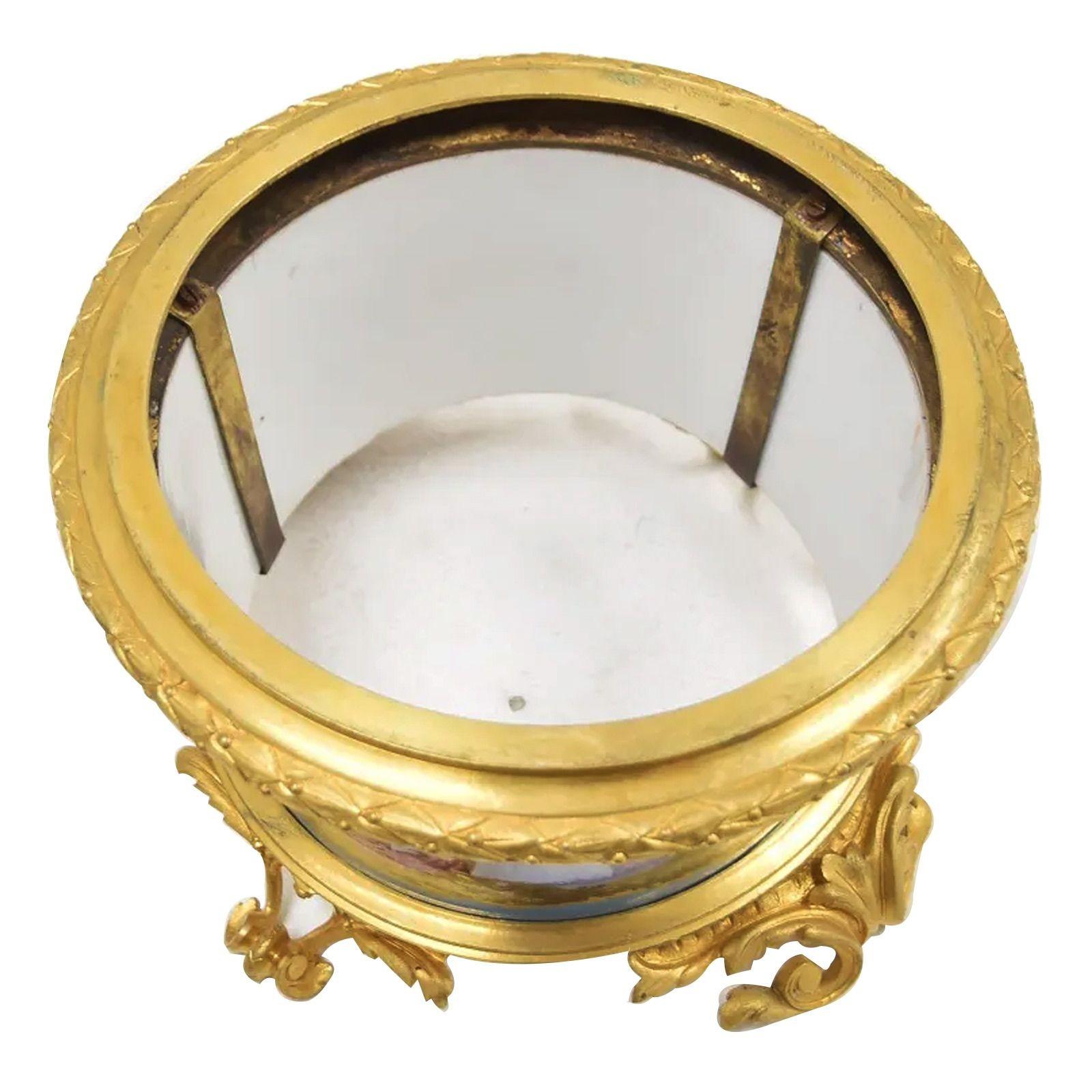 French 19th Century Hand Painted Sevres & Bronze Mounted Planter For Sale 1