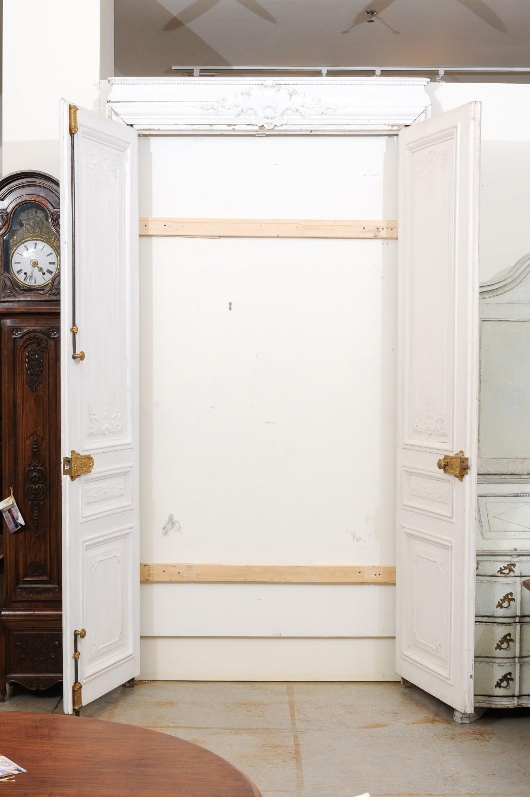French 19th Century Haussmann Painted Doors with Carved Foliage Motifs 12