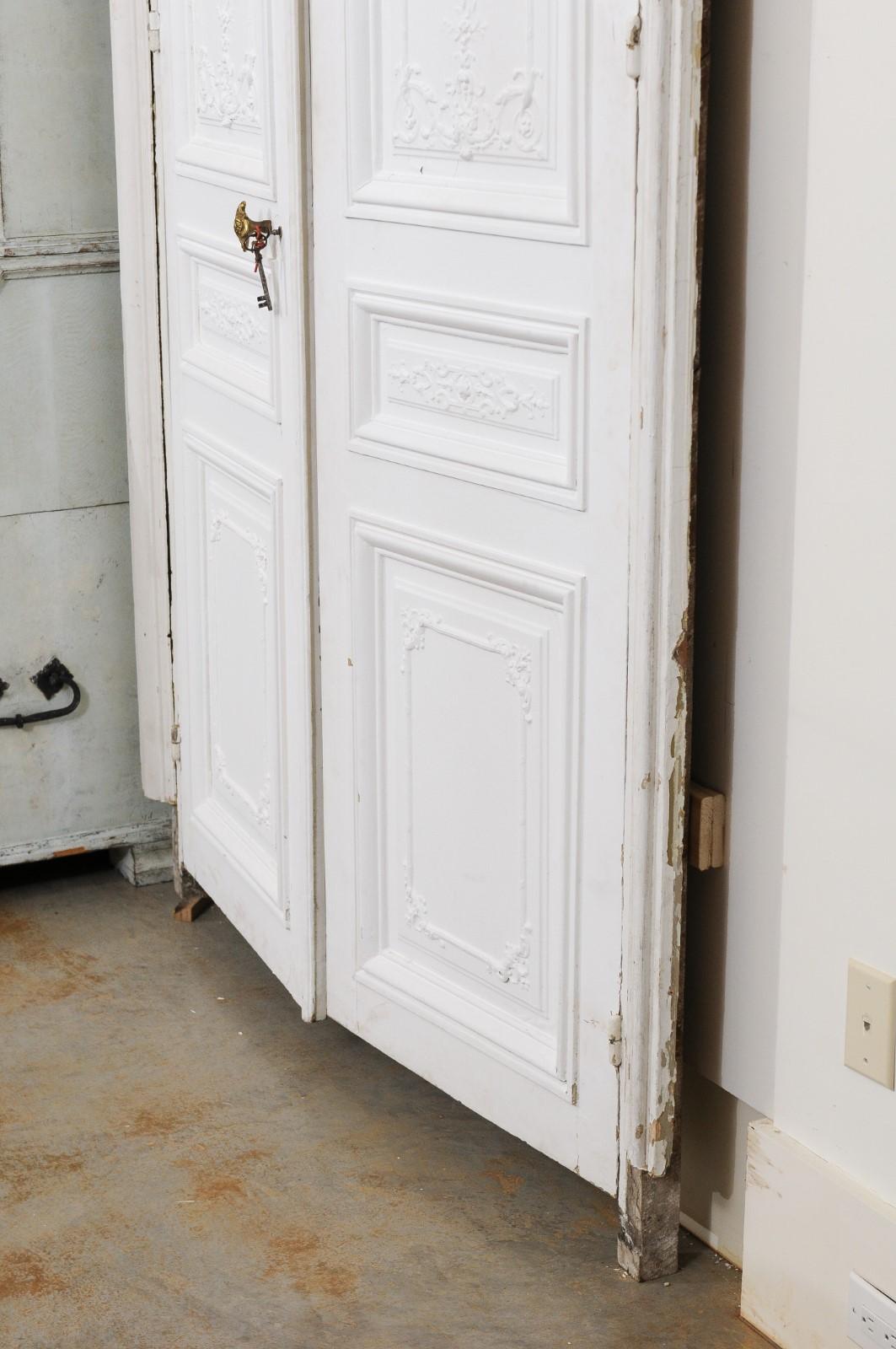 French 19th Century Haussmann Painted Doors with Carved Foliage Motifs 4