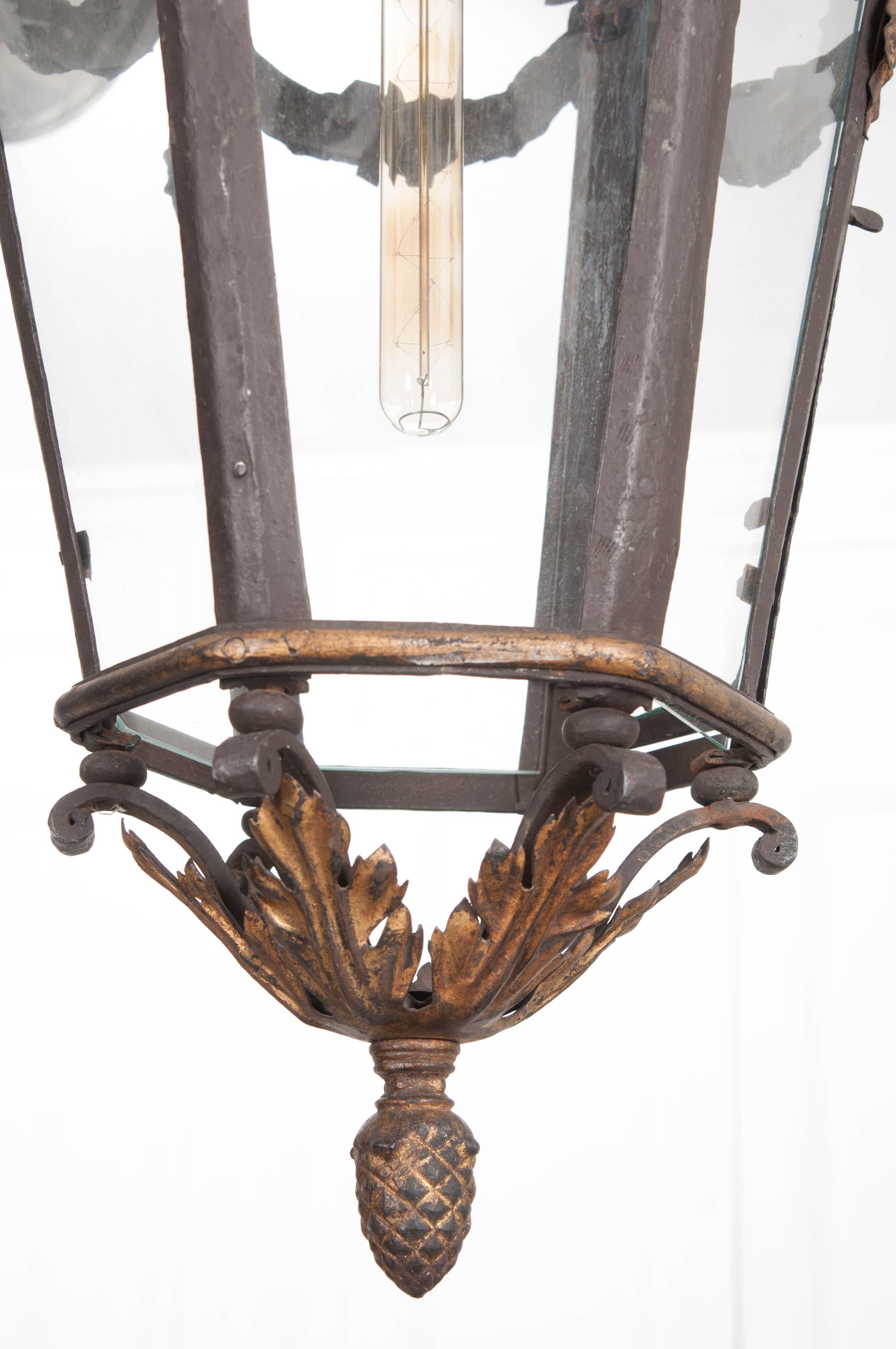 French 19th Century Iron and Gilt-Brass Single-Light Lantern For Sale 7