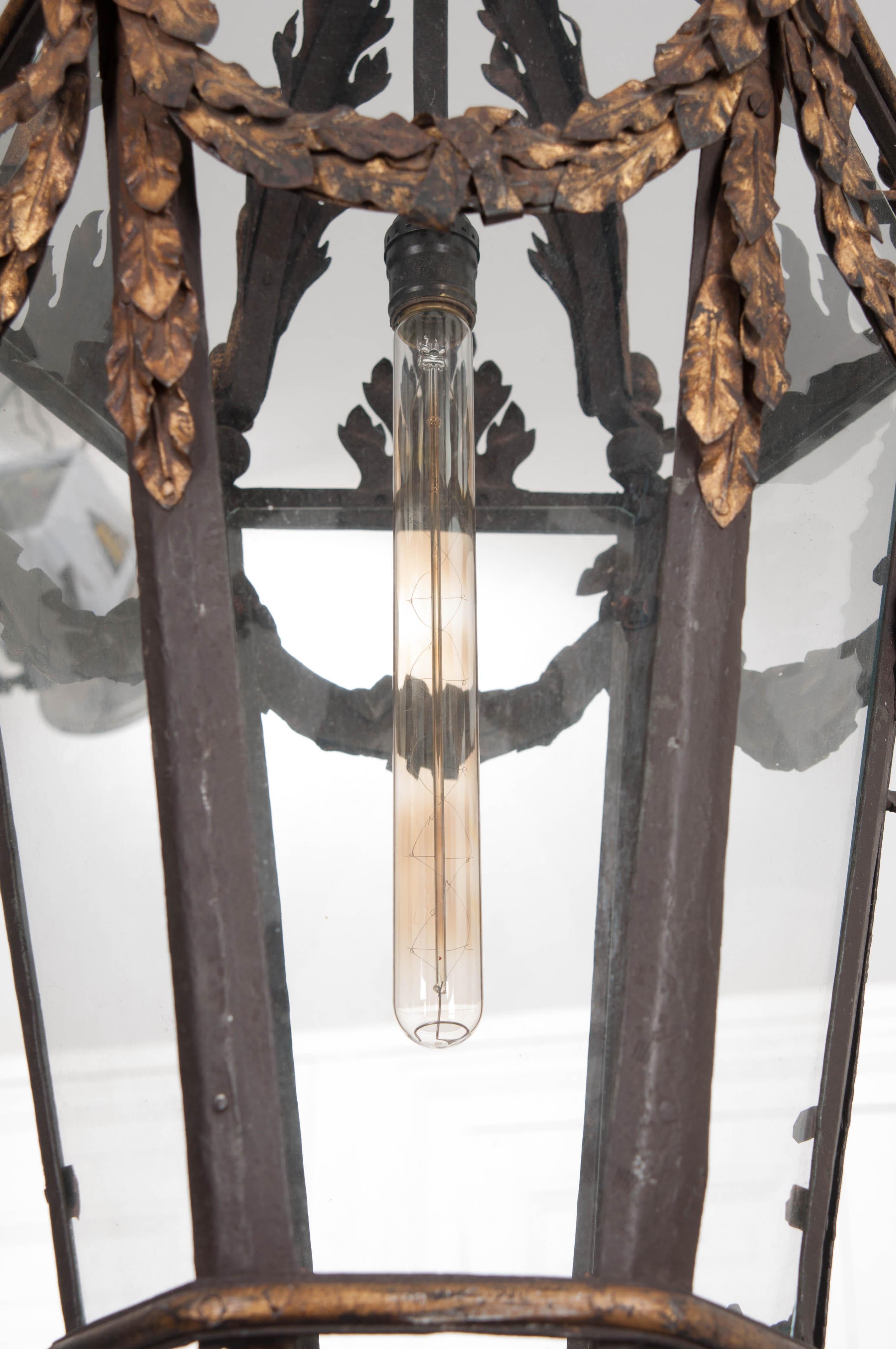 French 19th Century Iron and Gilt-Brass Single-Light Lantern For Sale 8