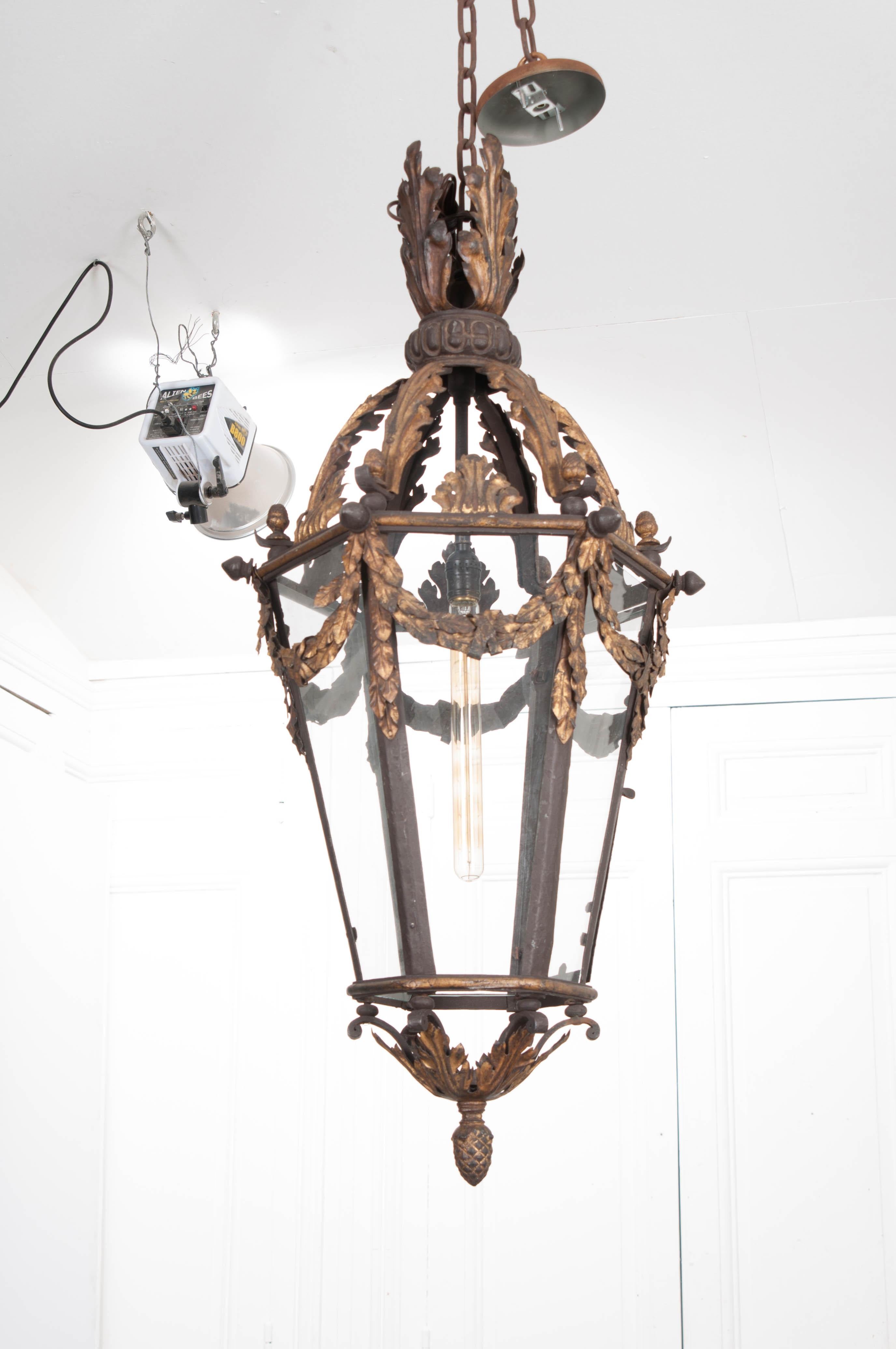 French 19th Century Iron and Gilt-Brass Single-Light Lantern In Good Condition For Sale In Baton Rouge, LA
