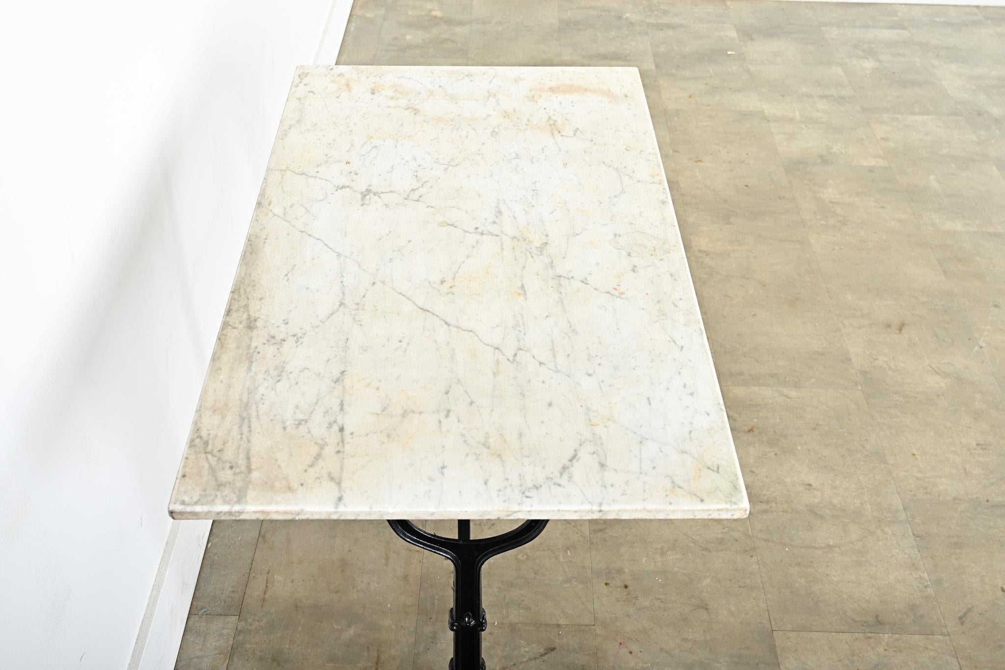 French 19th Century Iron and Marble Bistro Table (Französisch) im Angebot