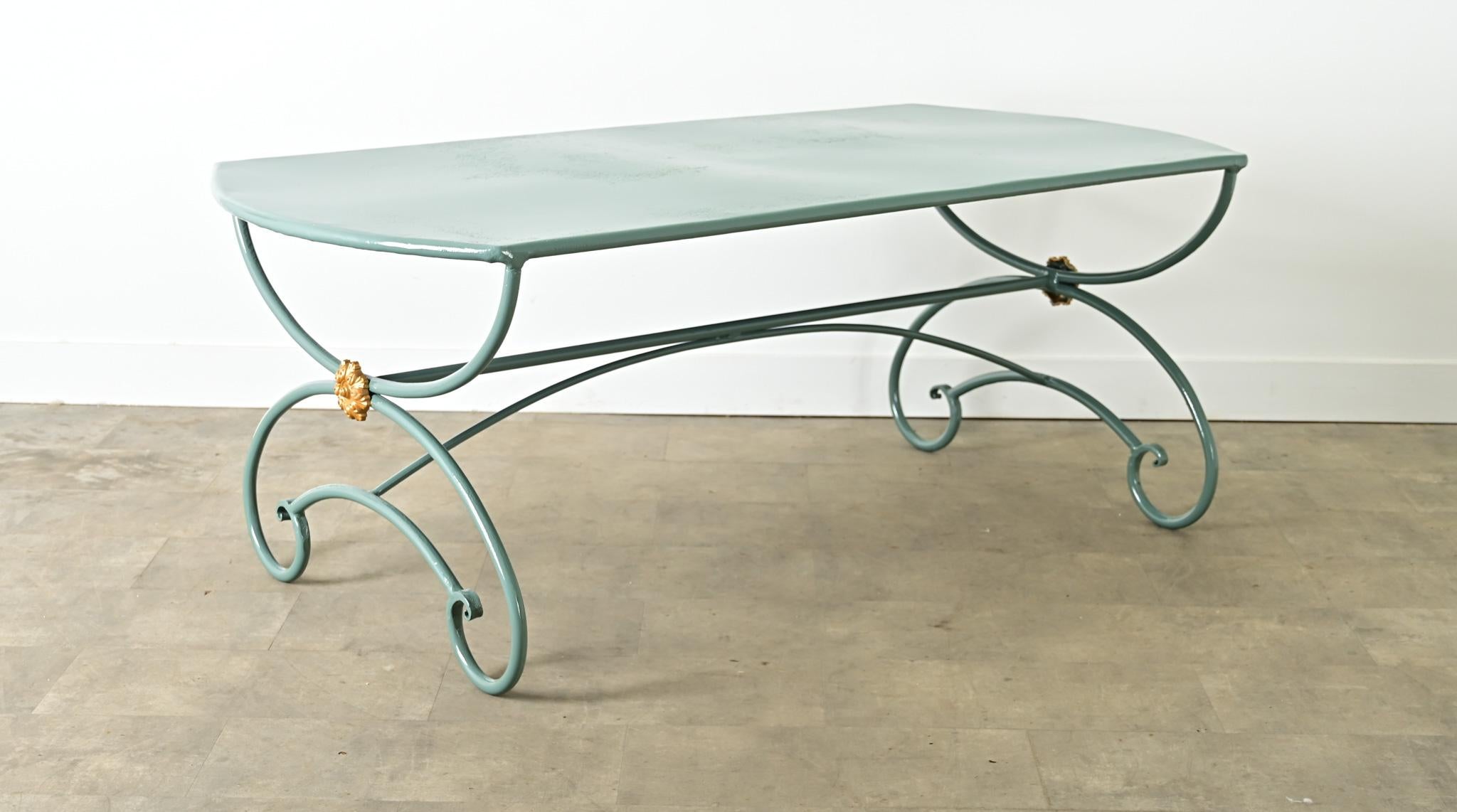 XIXe siècle French 19th Century Iron Dining Table in New Powdercoat en vente