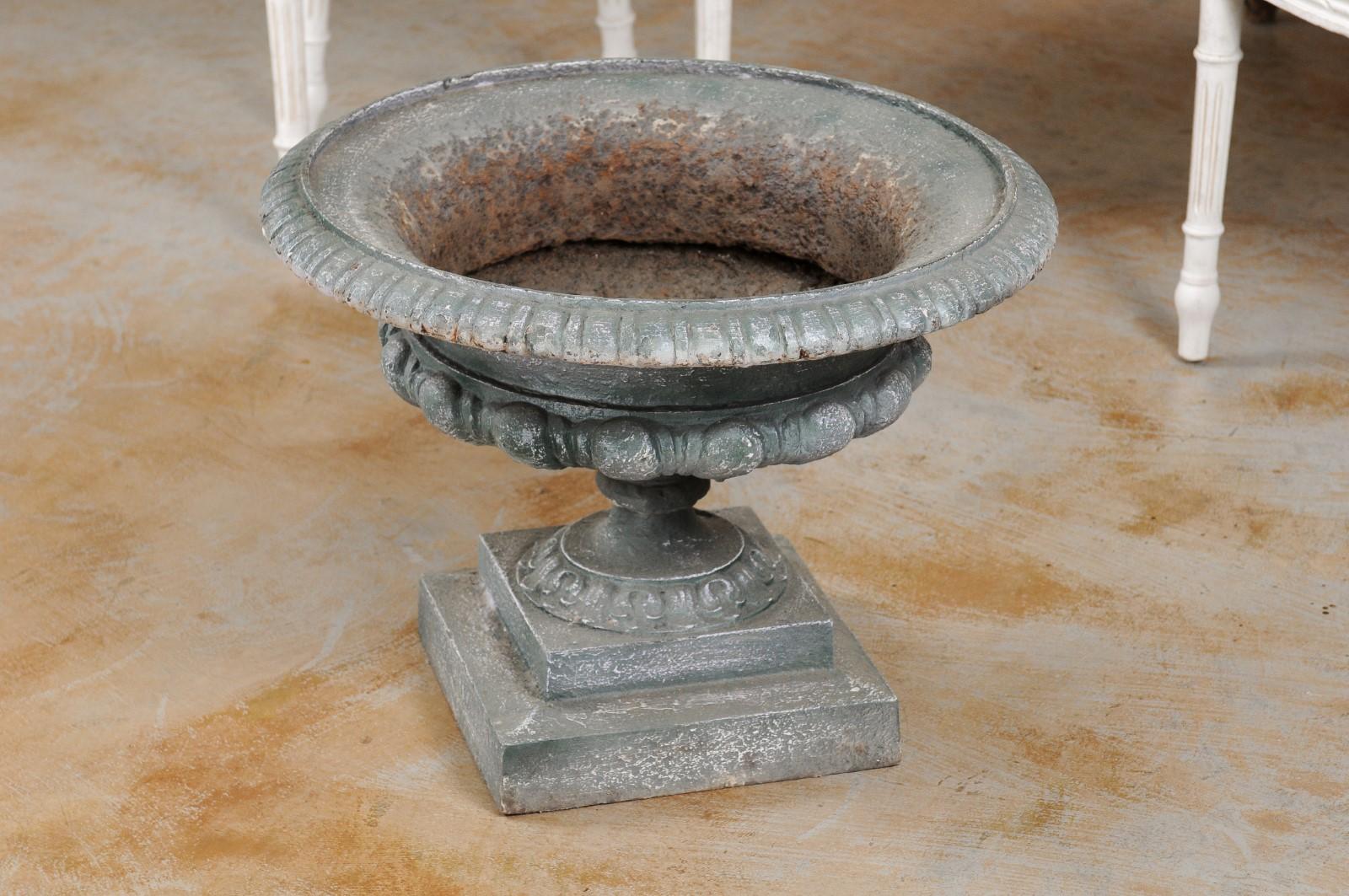 French 19th Century Iron Jardinière with Ovoid Motifs and Distressed Patina 8