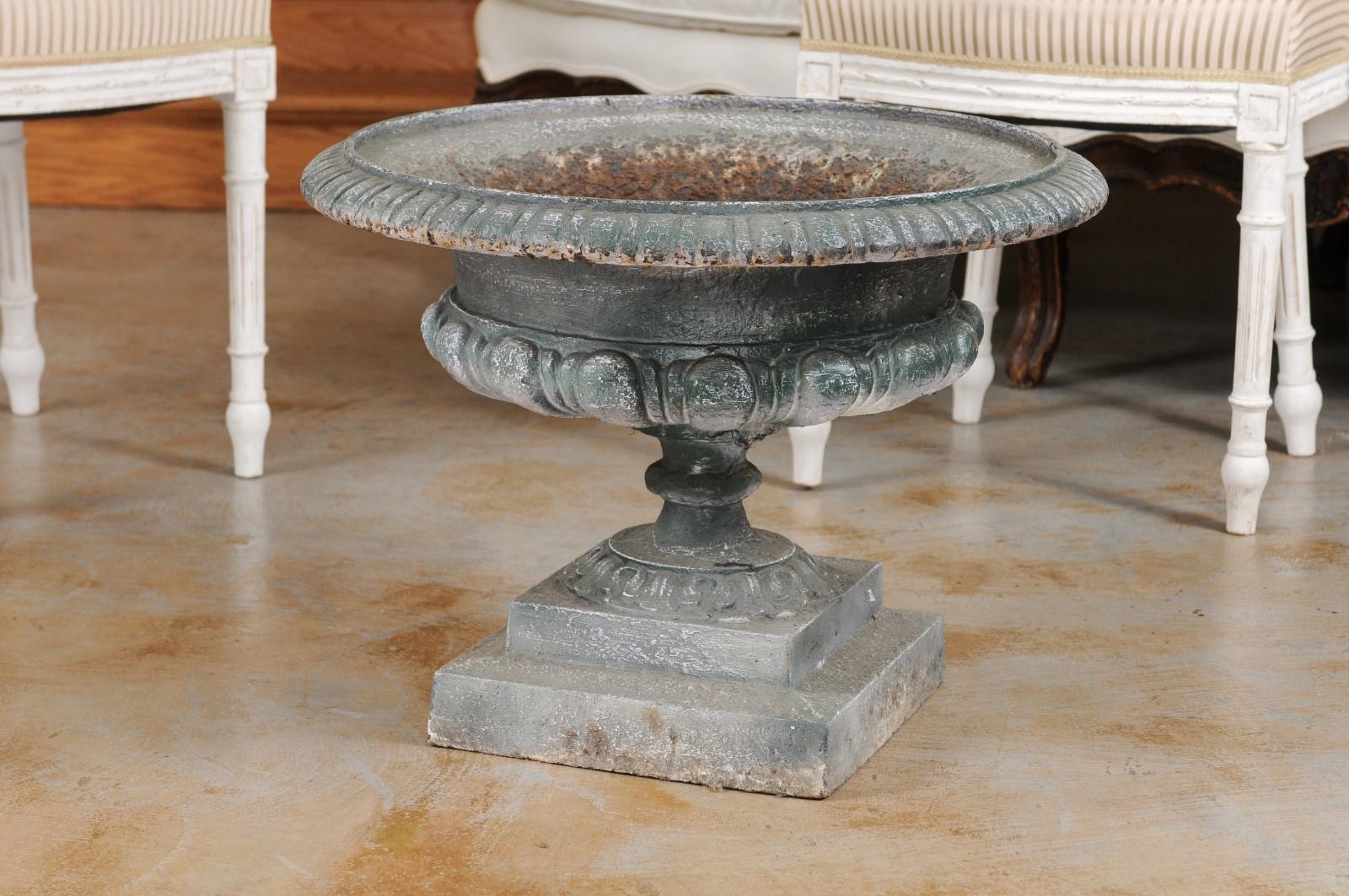 French 19th Century Iron Jardinière with Ovoid Motifs and Distressed Patina 5