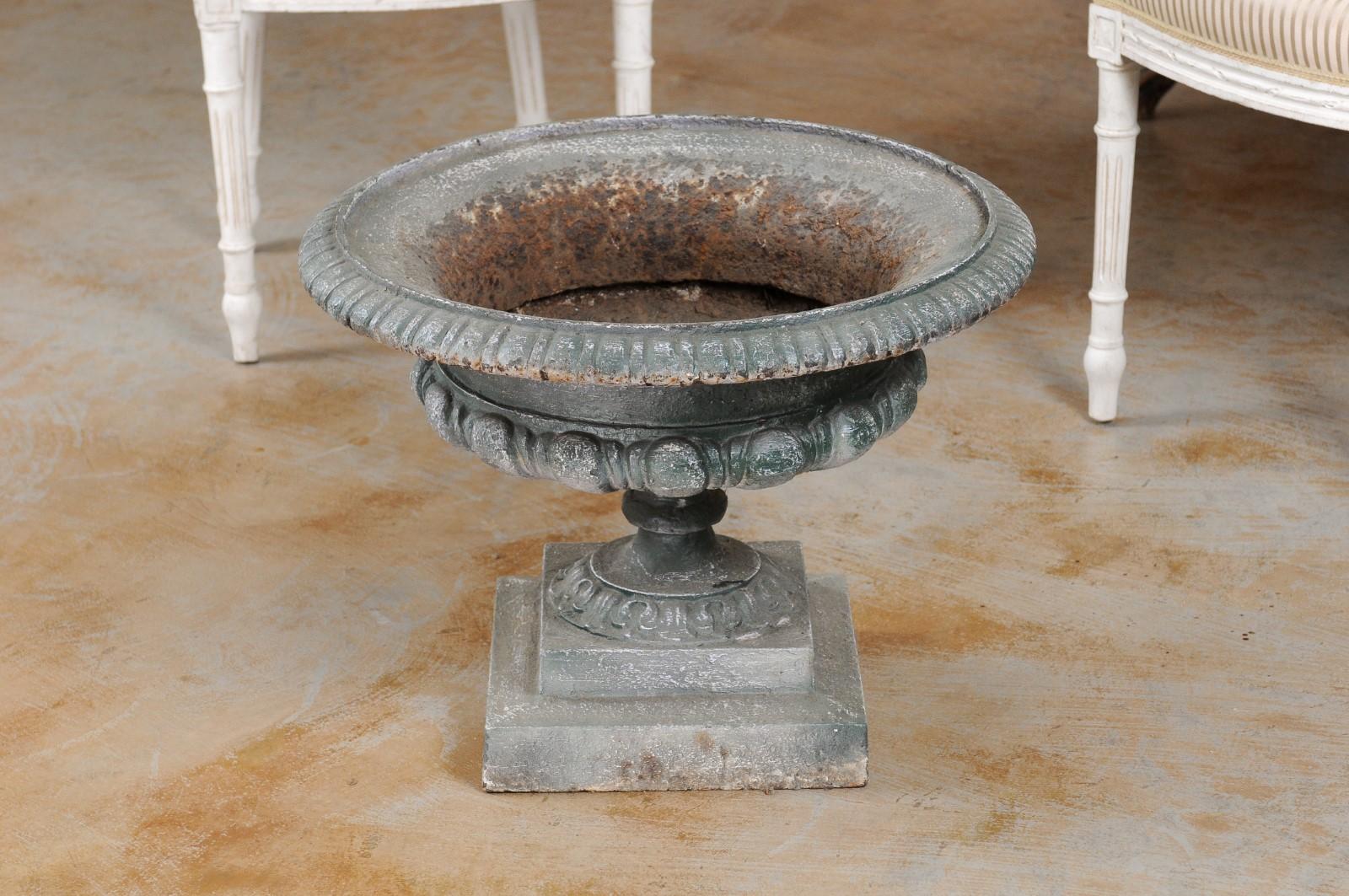 French 19th Century Iron Jardinière with Ovoid Motifs and Distressed Patina 6