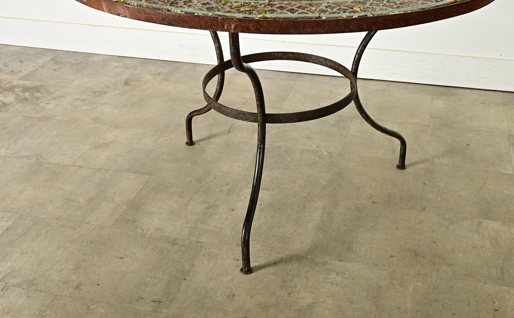 Französischer Gartentisch aus Eisen und Mosaik aus dem 19. im Angebot 8