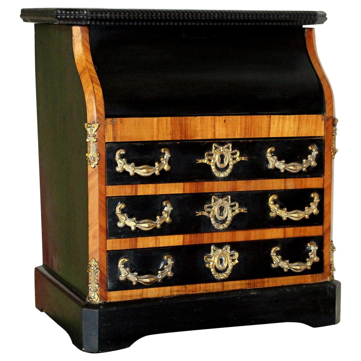 Antiquité française 19ème siècle Boîte à bijoux Porte à rabat Cabinet Miniature en Wood en vente