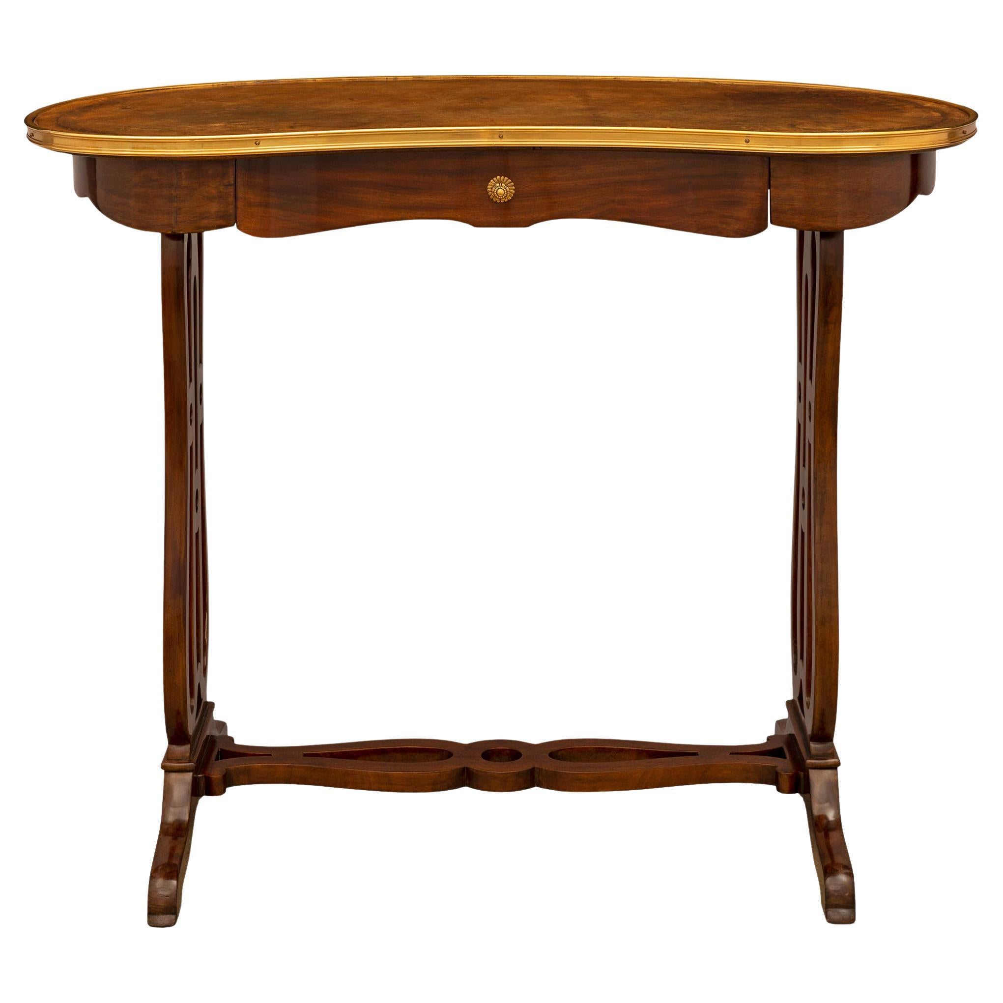 French 19th Century Kidney Shaped Mahogany Writing Table For Sale