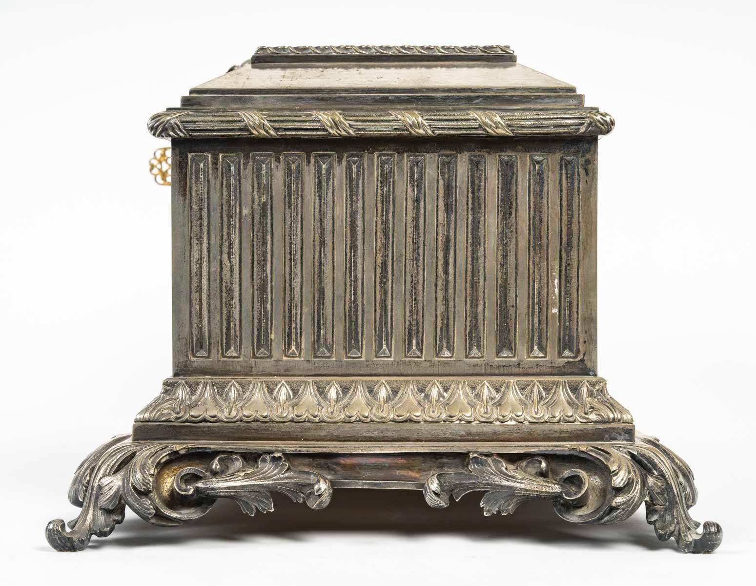 Bronze French 19th Century Large Jewelry Casket After Clodion For Sale