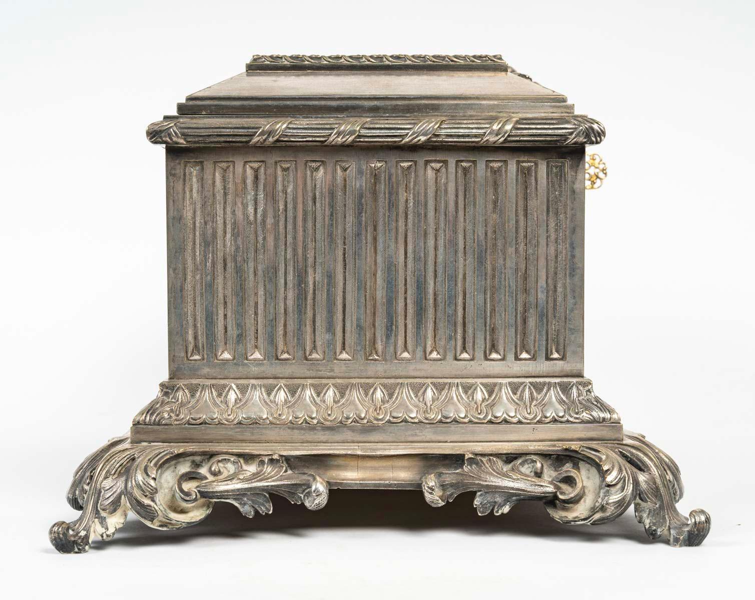 French 19th Century Large Jewelry Casket After Clodion For Sale 2
