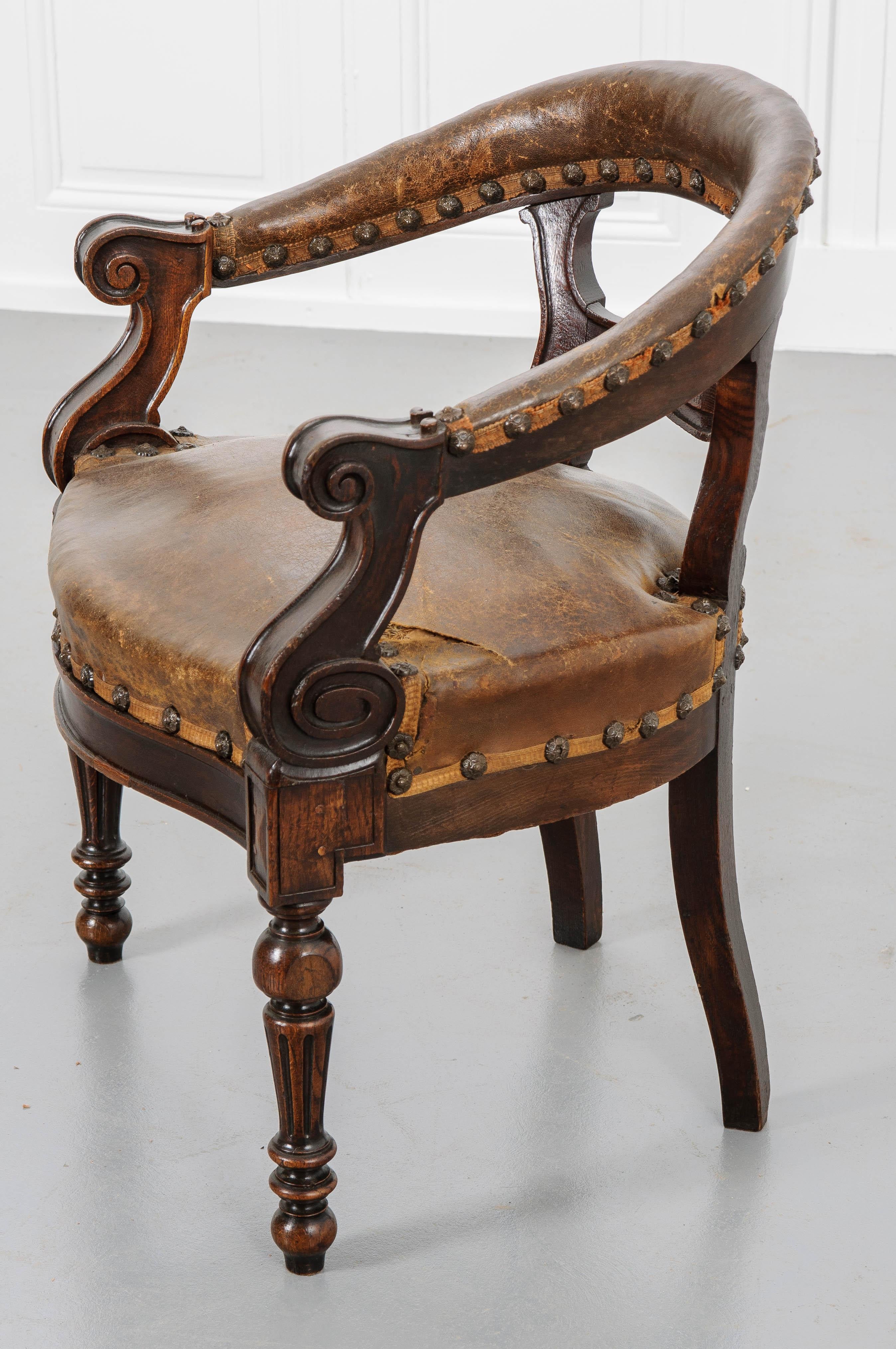 English 19th Century Victorian Leather Tub Chair 4