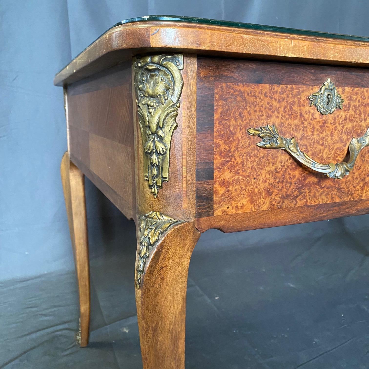  French 19th Century Leather Top Louis XV Style Writing Desk or Bureau Plat For Sale 4