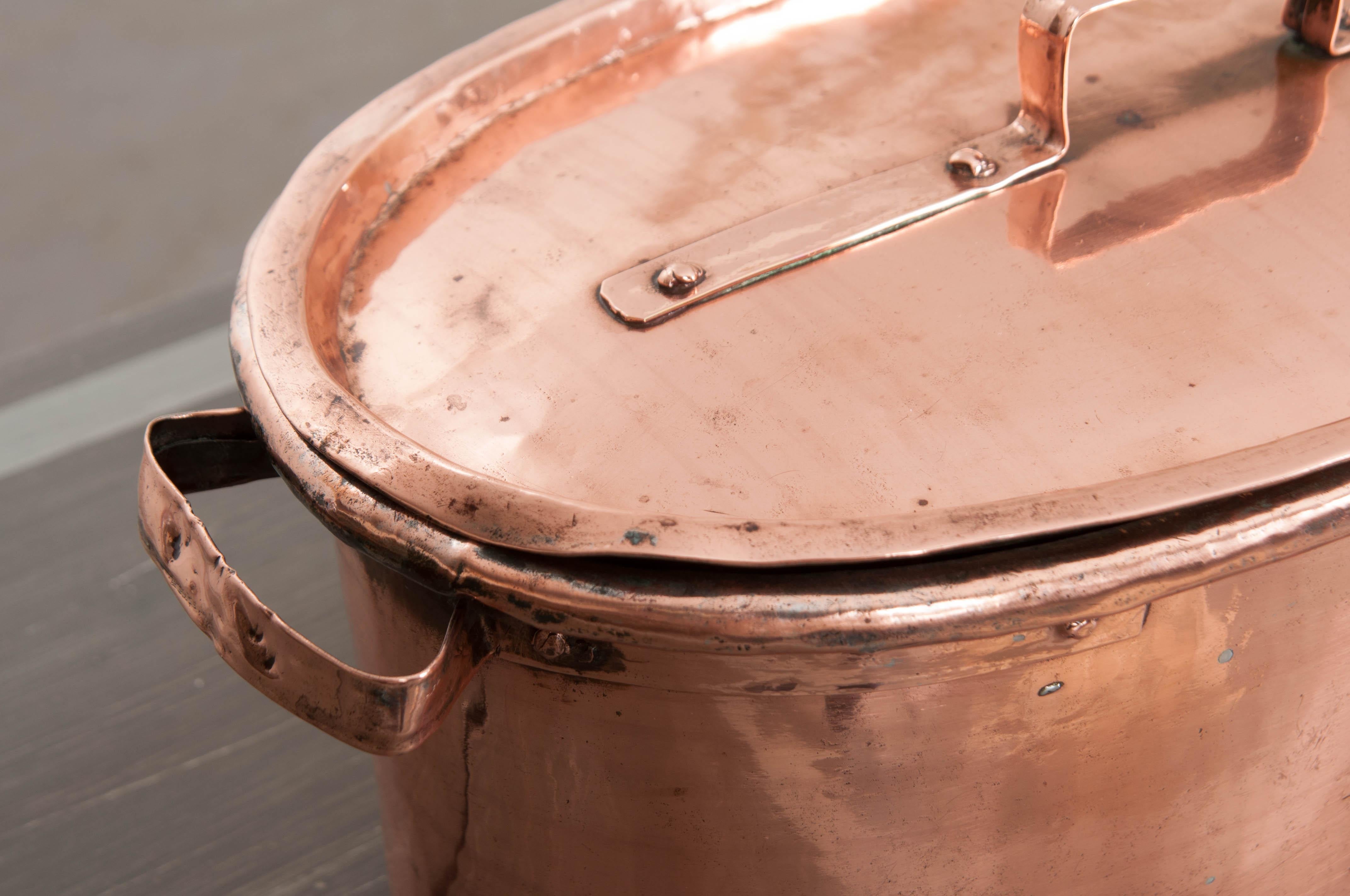 French 19th Century Lidded Copper Kettle 1