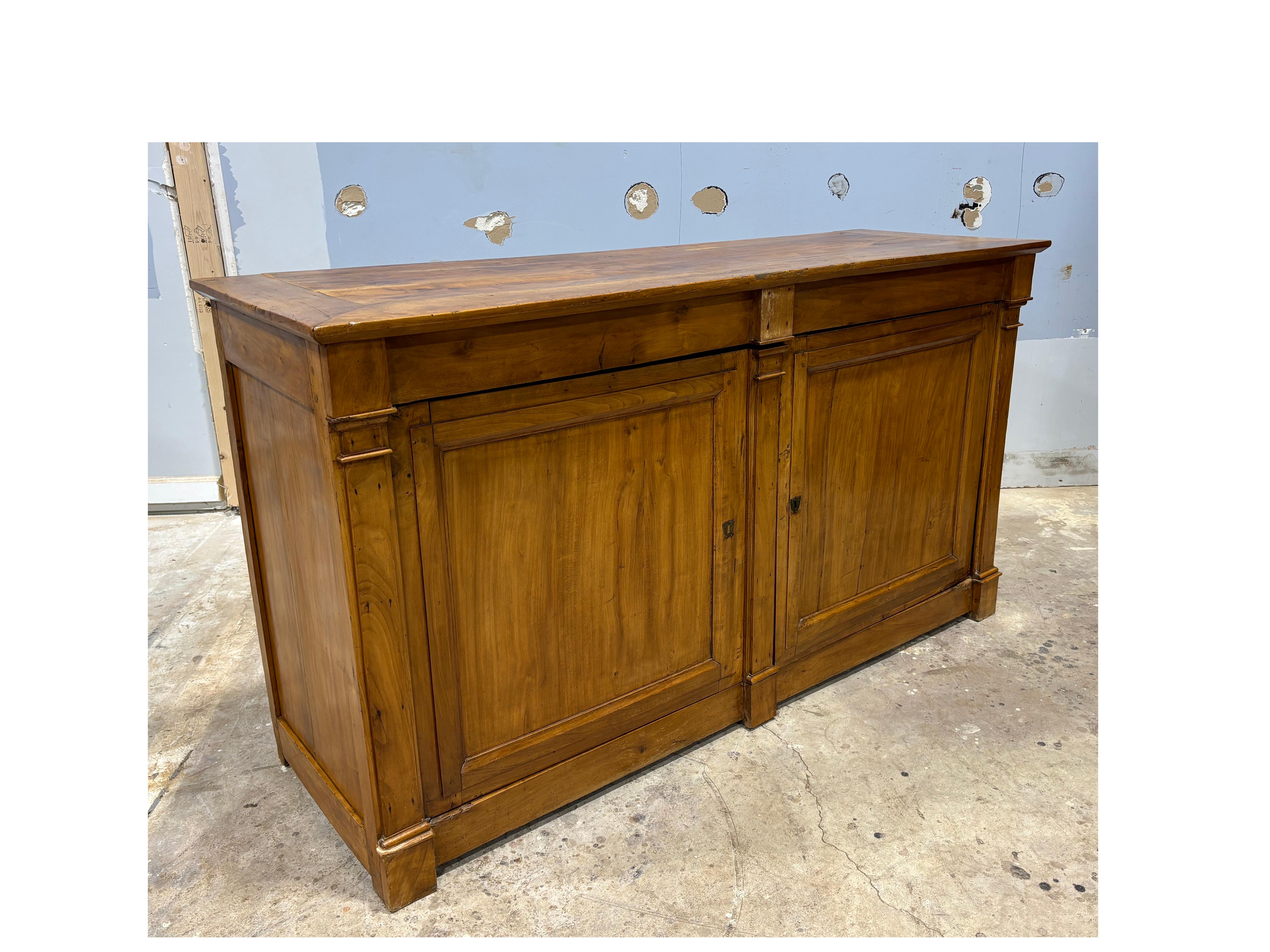 French 19th Century Long Buffet For Sale 4