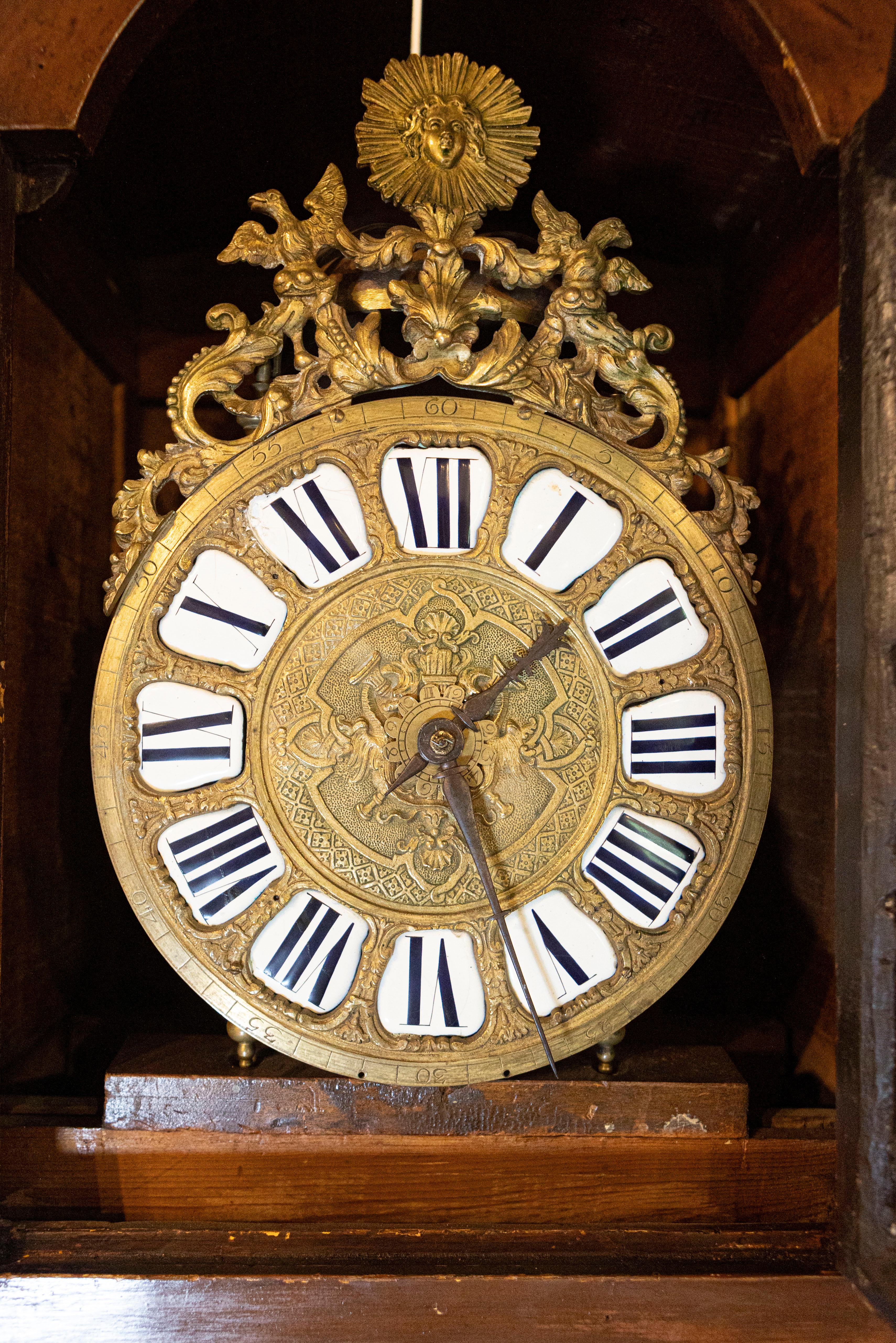 French 19th Century Longcase Painted Clock with Carved Crest and Classical Décor For Sale 2