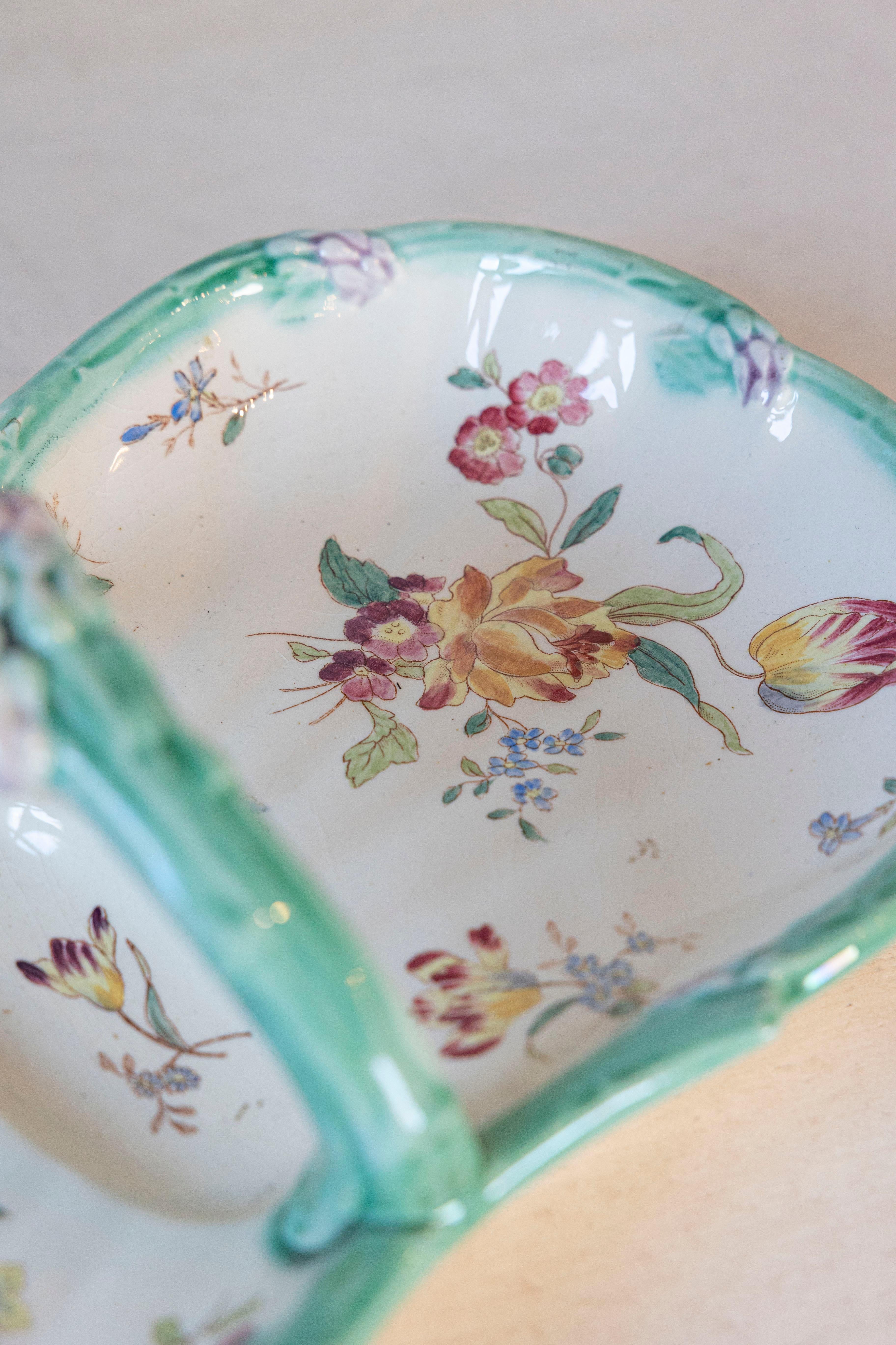 Französisches Longchamp Majolika Spargelbesteck mit Blumendekor aus dem 19. im Angebot 2