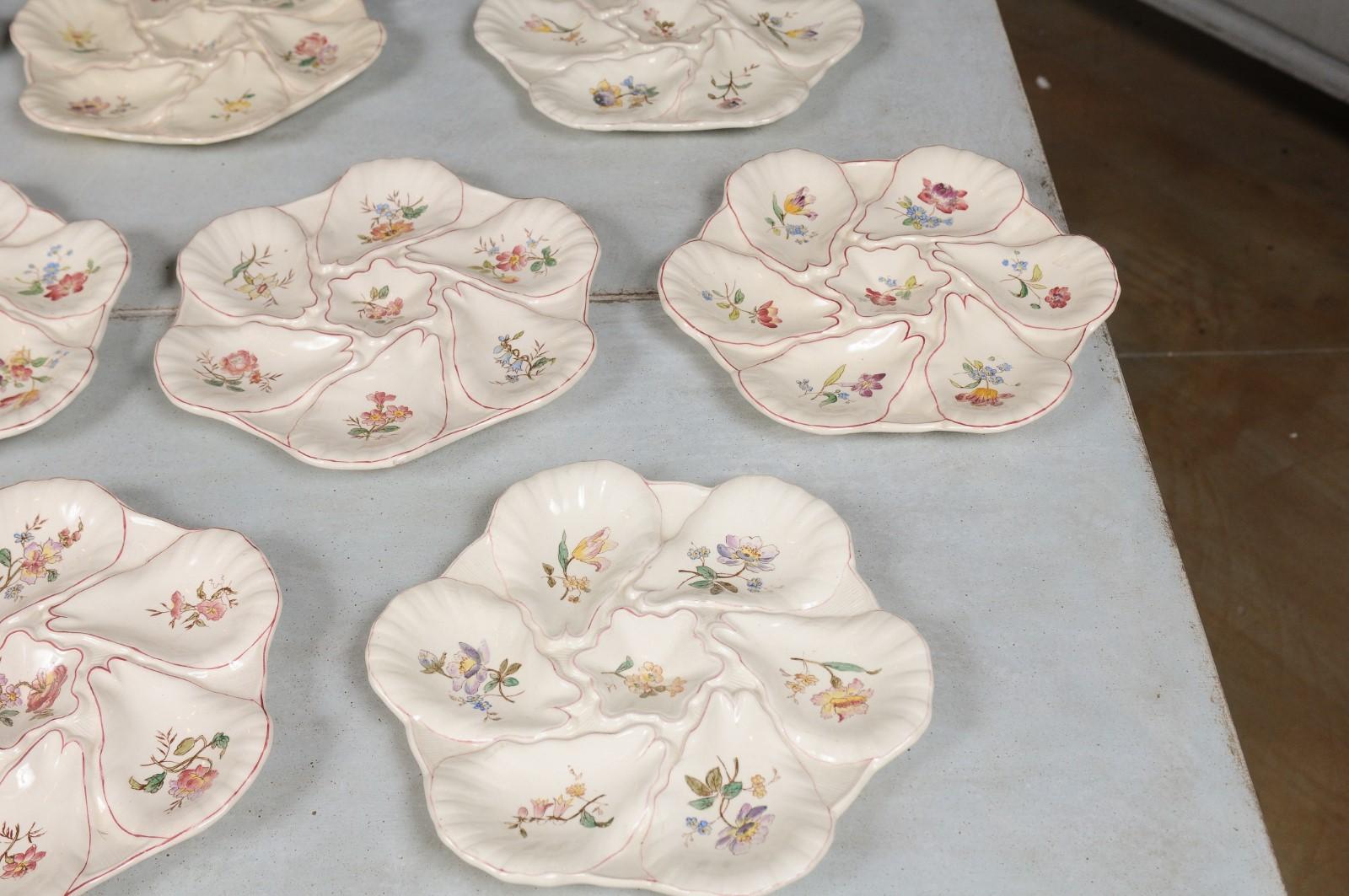 French 19th Century Longchamp Majolica Oyster Plate with Painted Floral Décor  For Sale 8